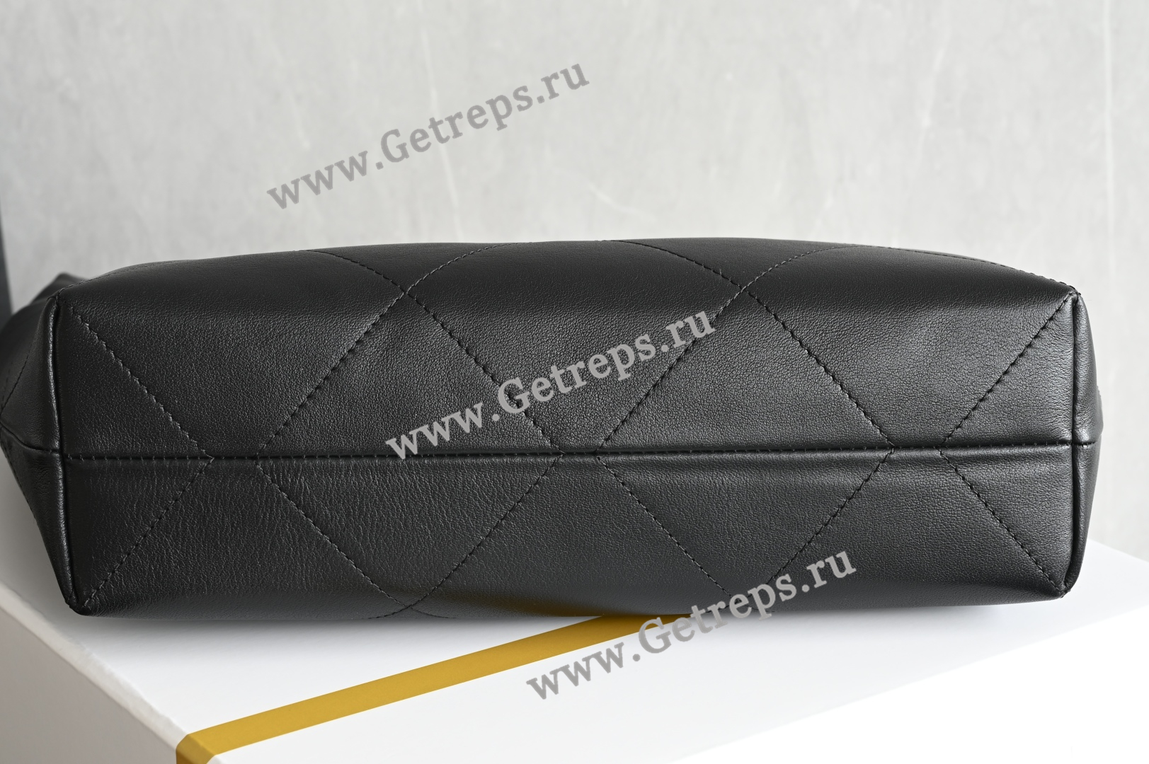 Chanel 5837 Hobo Bag Black