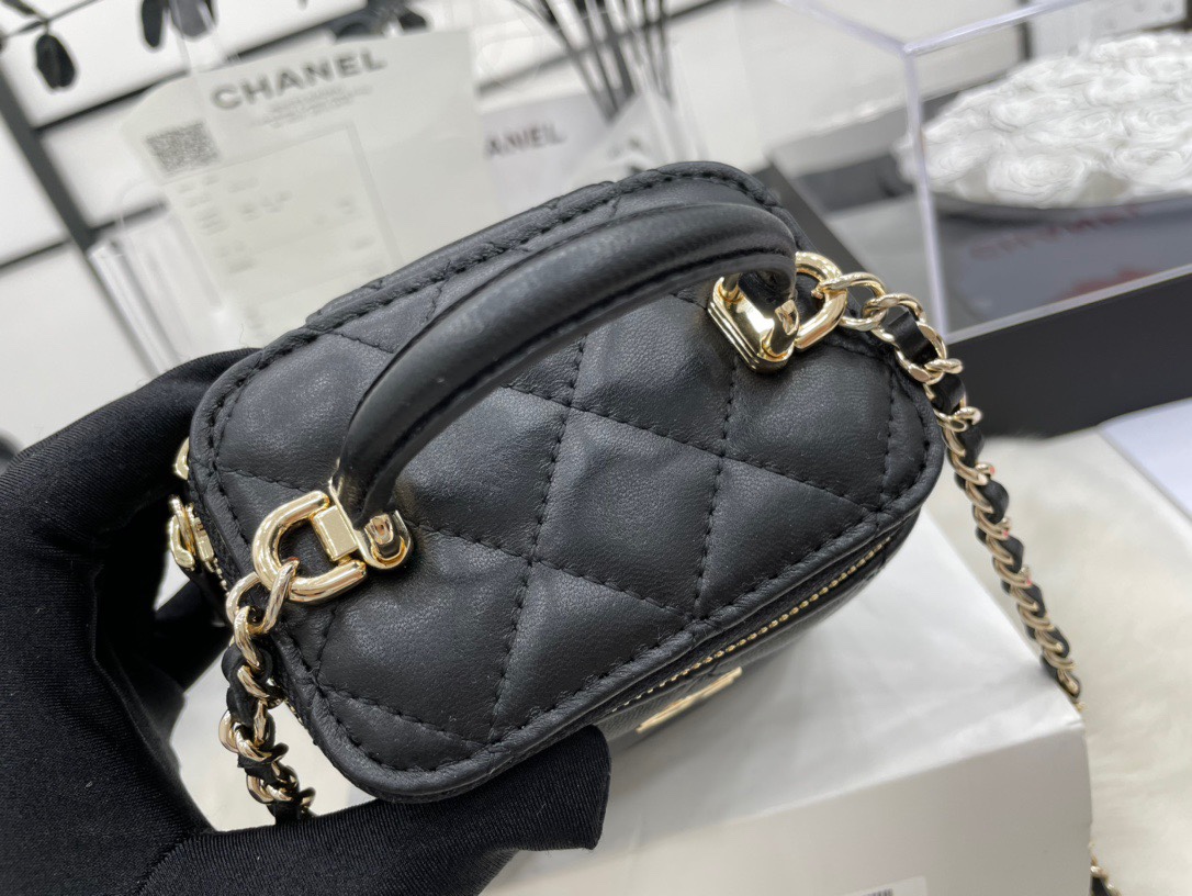 Chanel A68092 Black Vanity Case with Chain