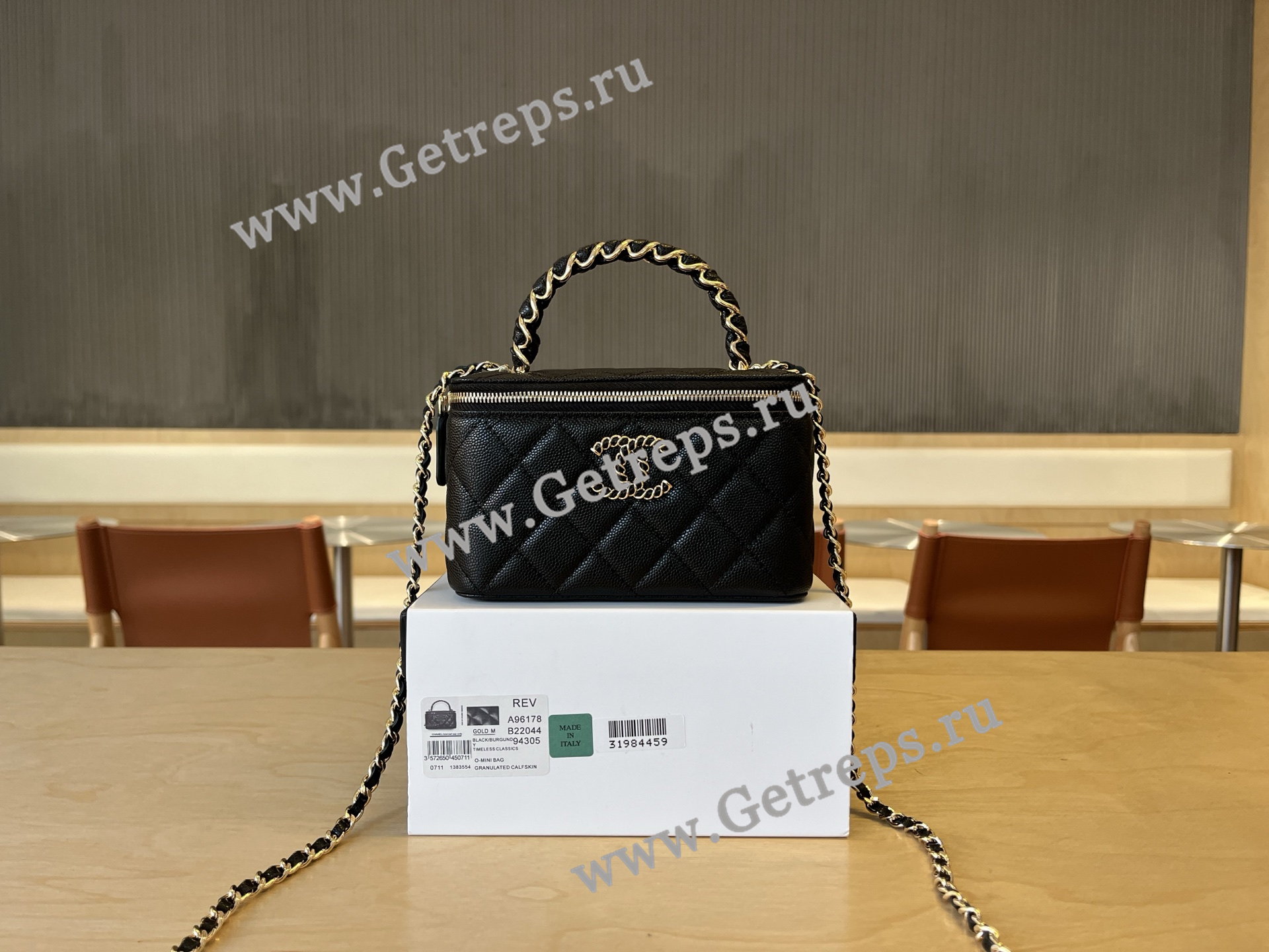 Chanel A96178 Vanity Case Caviar Black