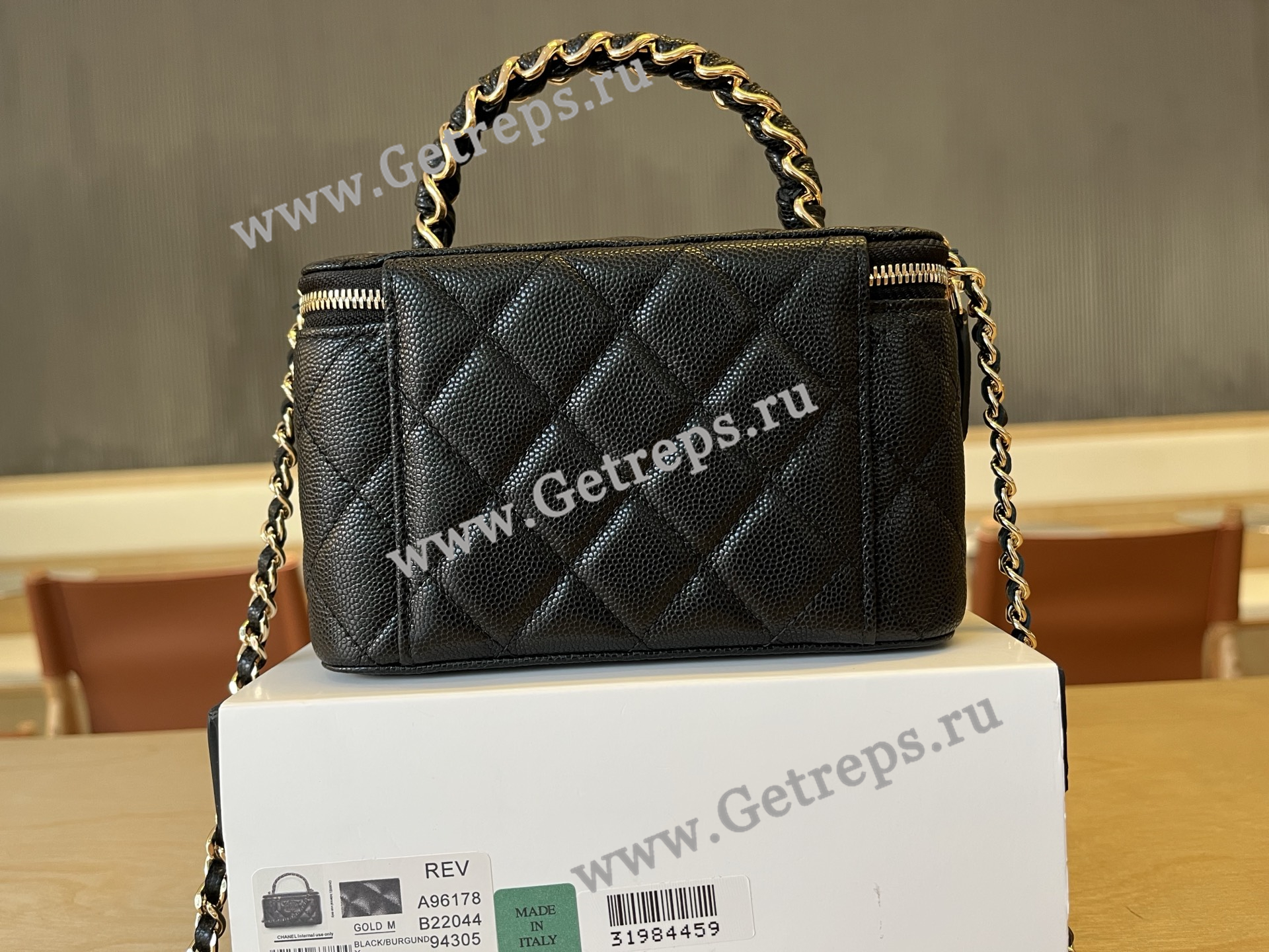 Chanel A96178 Vanity Case Caviar Black