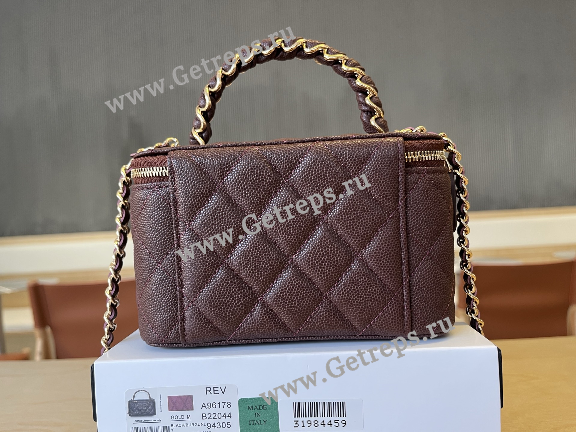 Chanel A96178 Vanity Case Caviar Dark Red