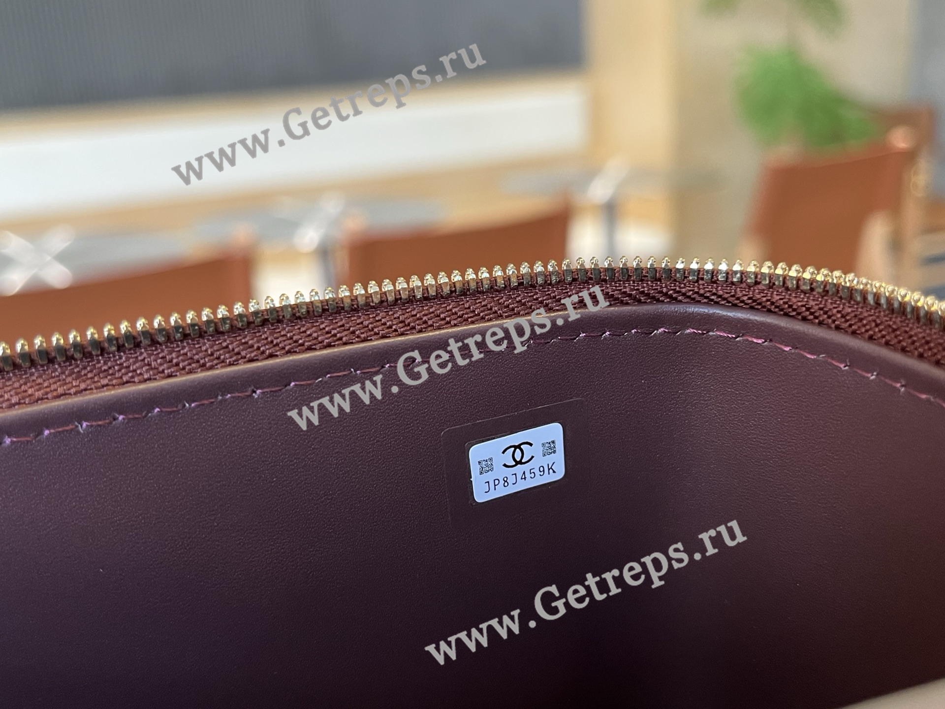 Chanel A96178 Vanity Case Caviar Dark Red