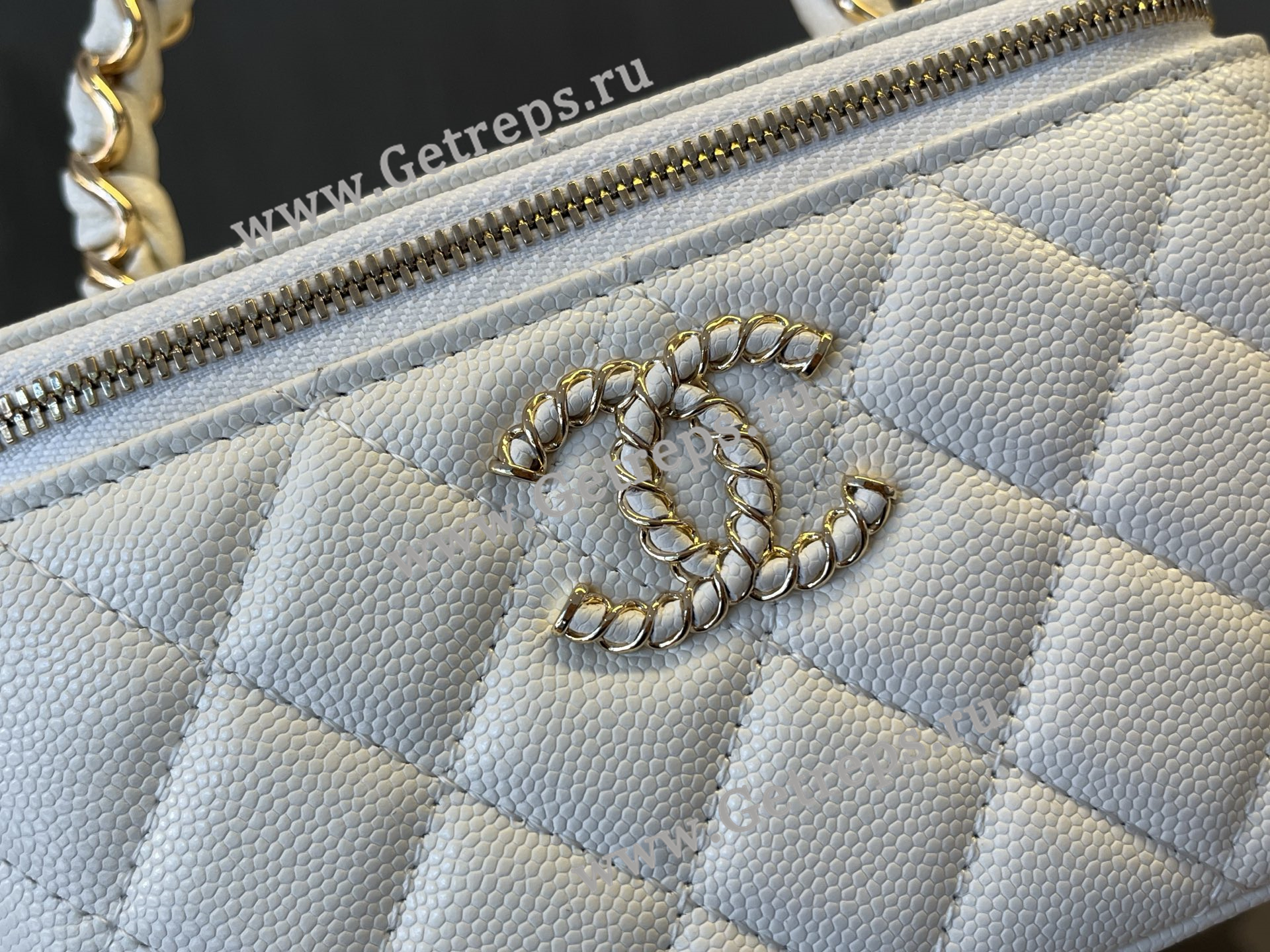 Chanel A96178 Vanity Case Caviar White