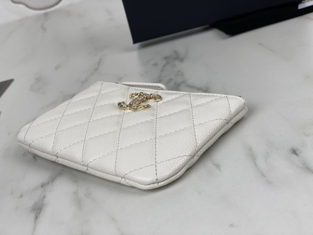 Chanel AP3049 Wallet With Brooch Logo 