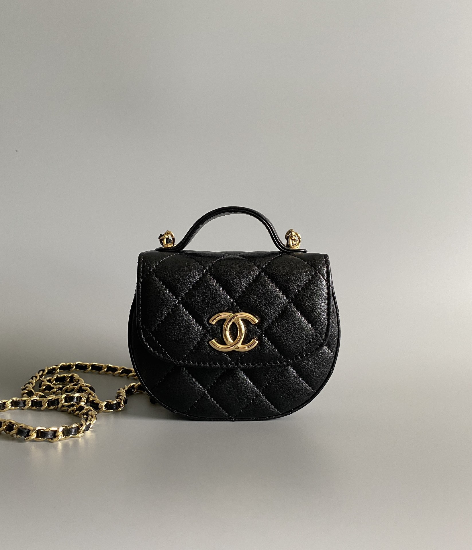 Chanel AP3378 Mini Clutch With Chain Shiny Aged Calfskin Gold-Tone Metal Black