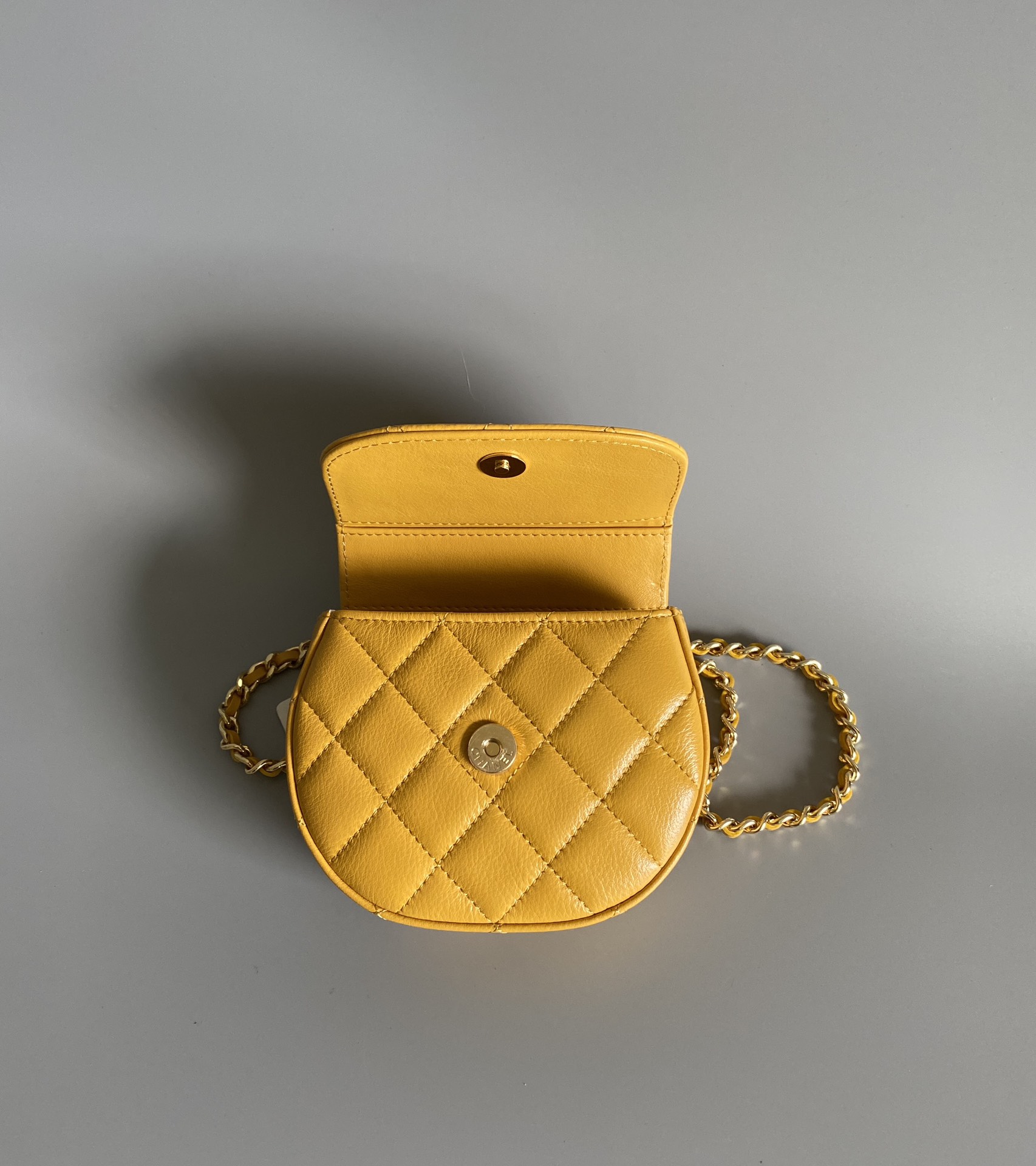 Chanel AP3378 Mini Clutch With Chain Shiny Aged Calfskin Gold-Tone Metal Yellow