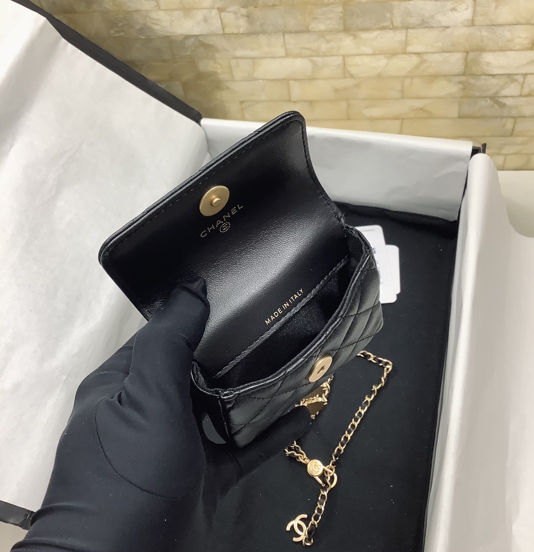 Chanel AP3425 Belt Bag Lambskin With Lion Chain Black