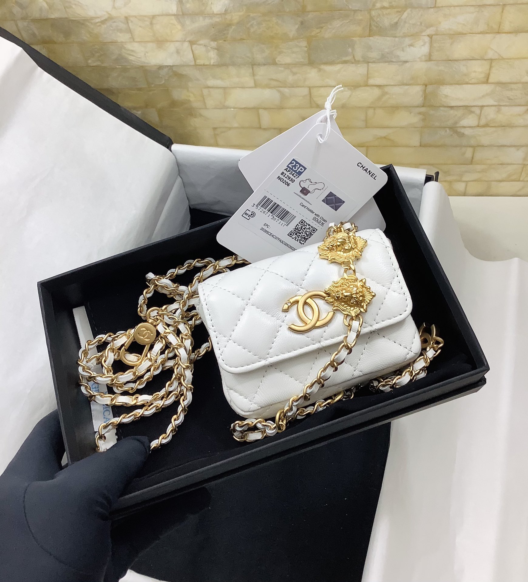 Chanel AP3425 Belt Bag Lambskin With Lion Chain White