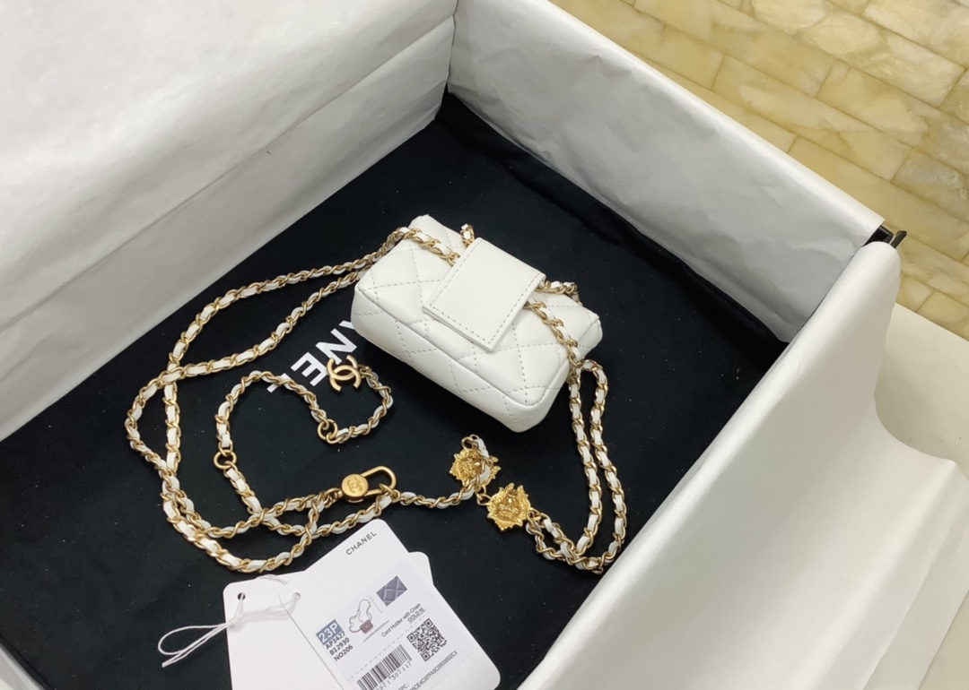 Chanel AP3425 Belt Bag Lambskin With Lion Chain White