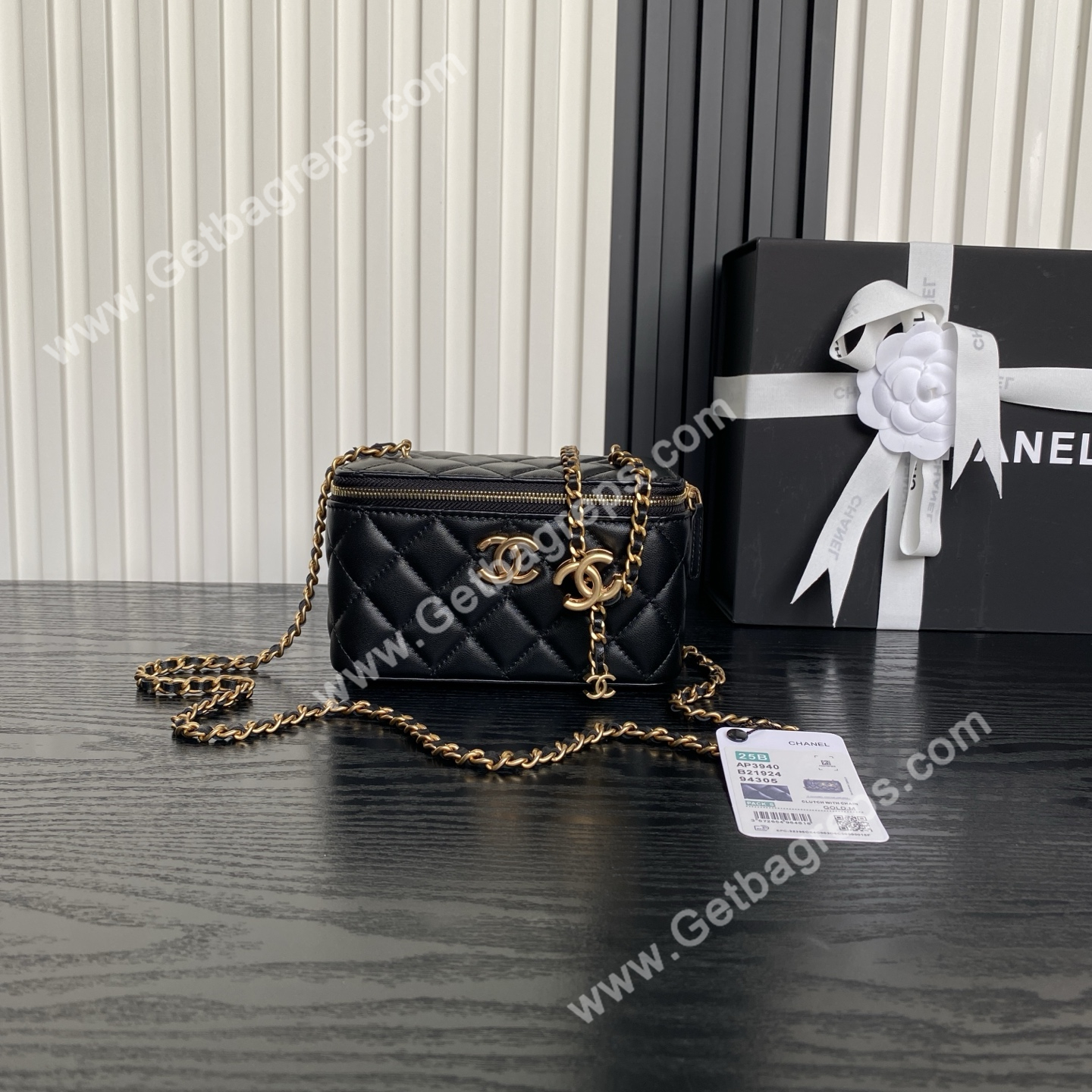 Chanel AP3940 Black Shiny Lambskin Vanity Bag Gold-Tone Metal 