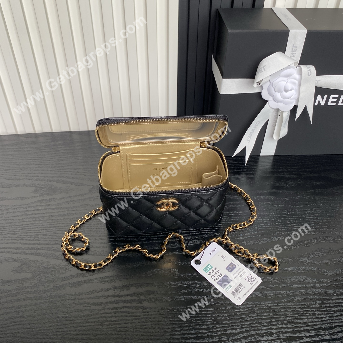 Chanel AP3940 Black Shiny Lambskin Vanity Bag Gold-Tone Metal 