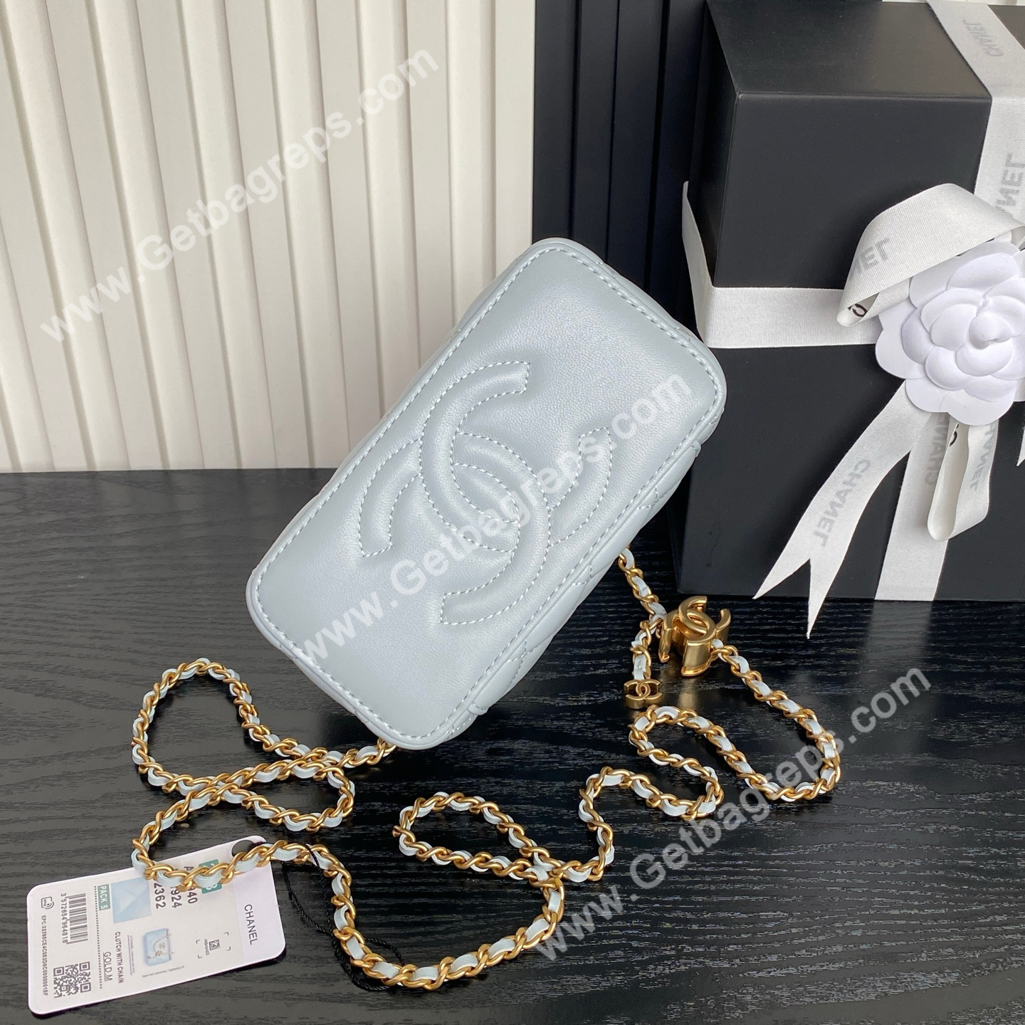 Chanel AP3940 Blue Shiny Lambskin Vanity Bag Gold-Tone Metal 