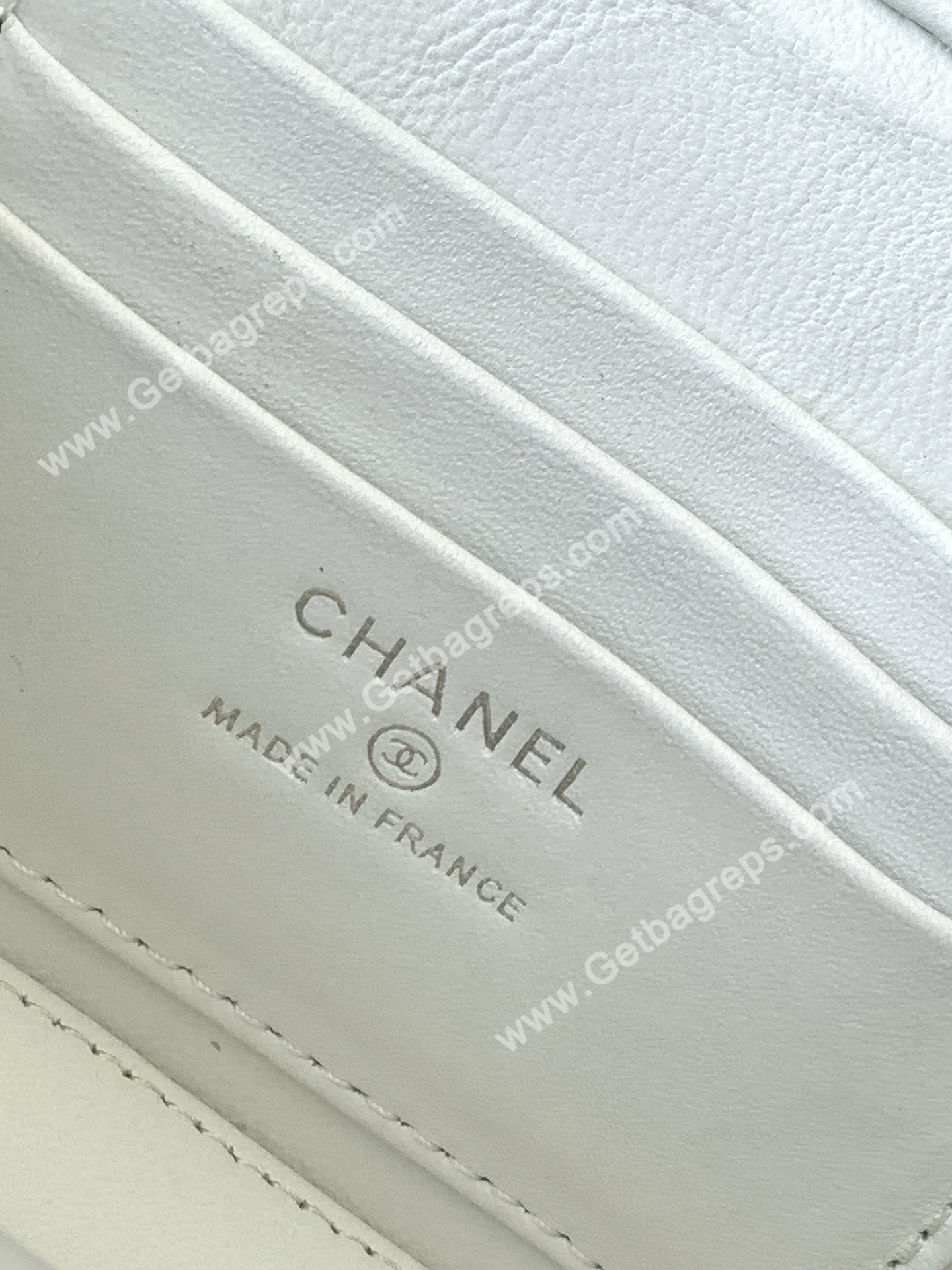 Chanel AP3940 Caviar Vanity Bag White