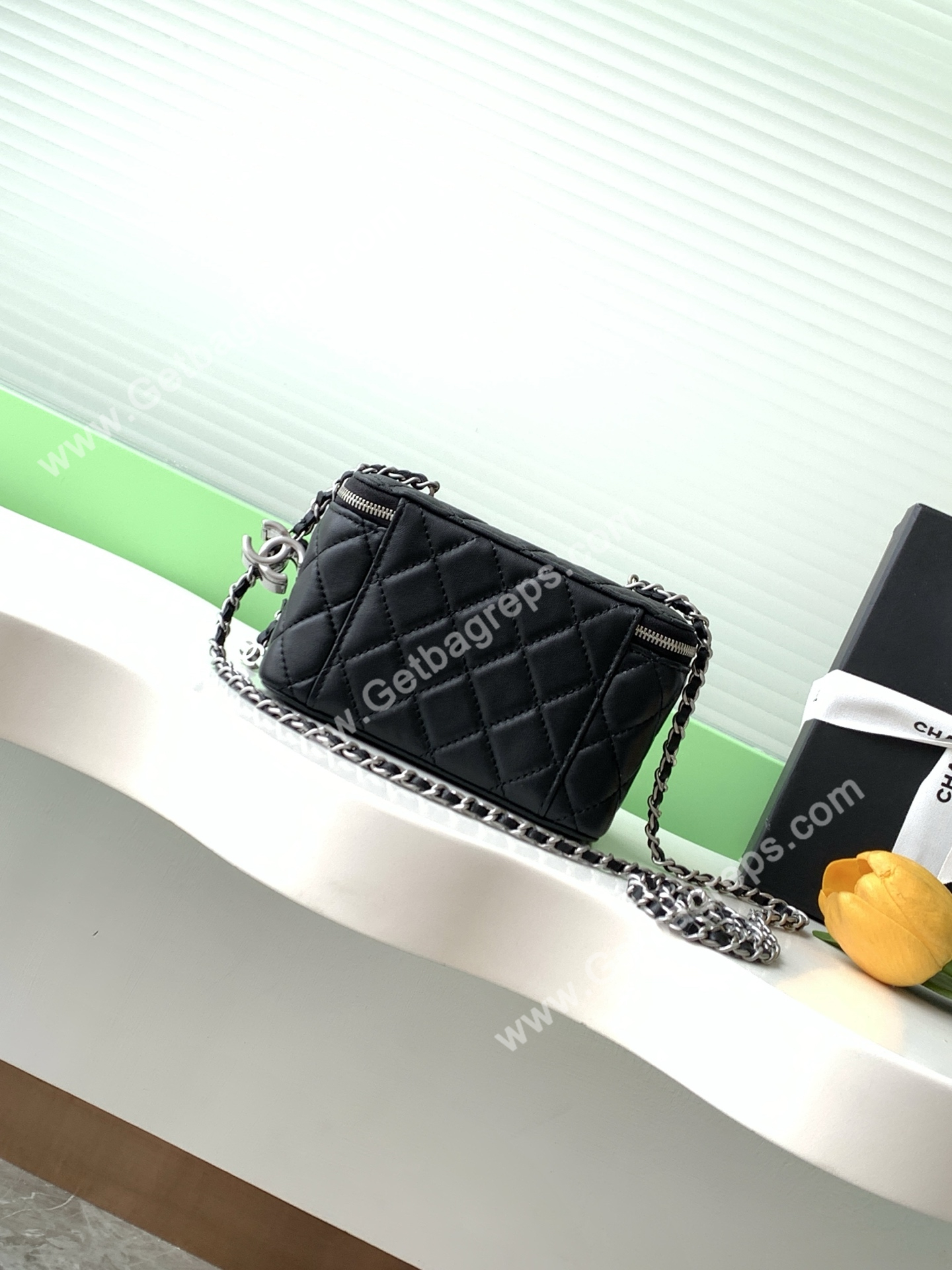 Chanel AP3940 Shiny Lambskin Vanity Bag Black
