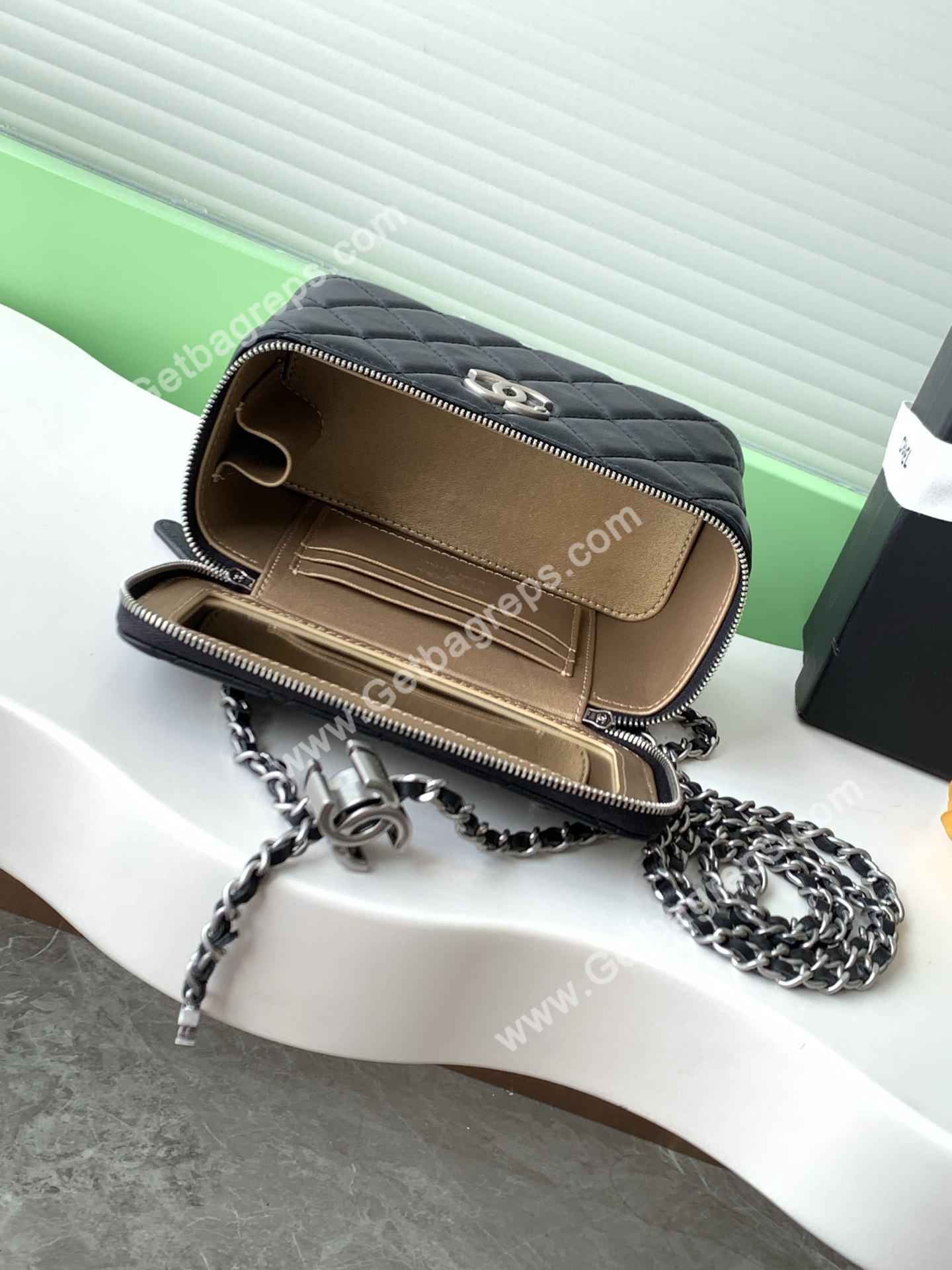 Chanel AP3940 Shiny Lambskin Vanity Bag Black