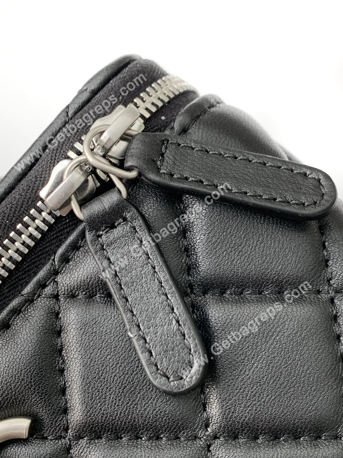 Chanel AP3940 Shiny Lambskin Vanity Bag Black