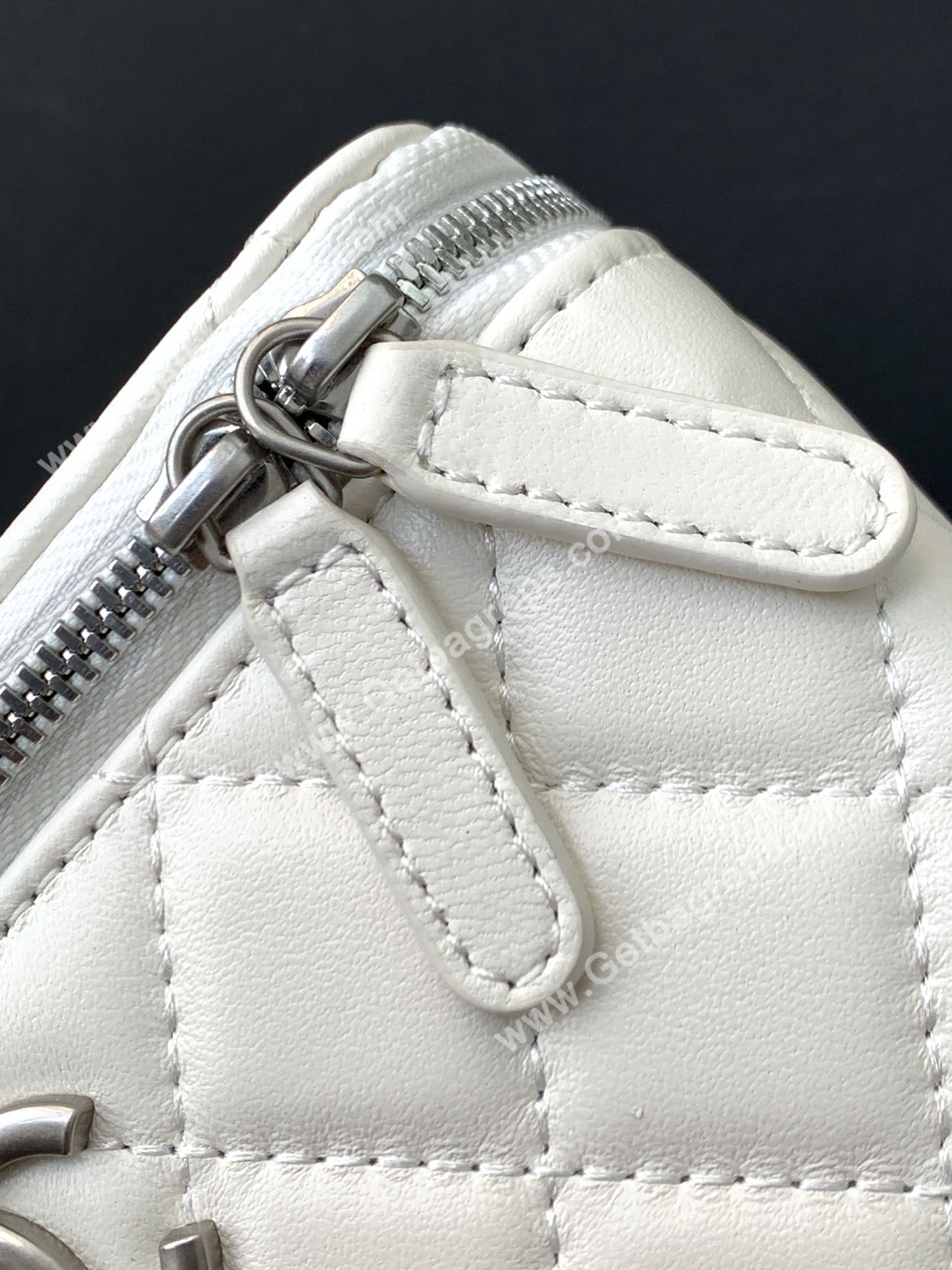 Chanel AP3940 Shiny Lambskin Vanity Bag White