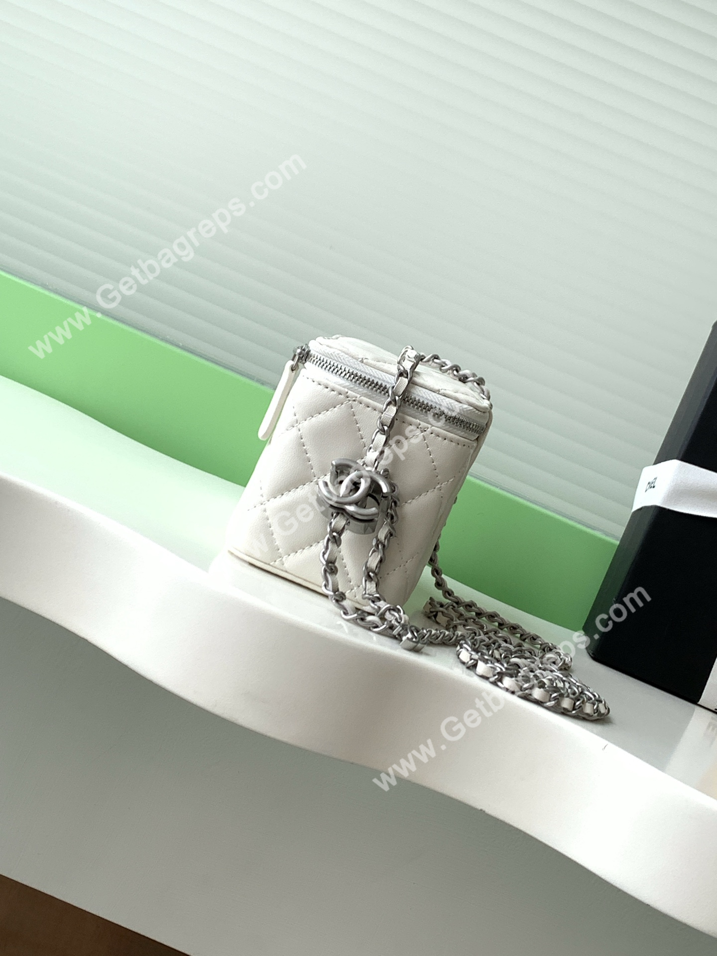 Chanel AP3940 Shiny Lambskin Vanity Bag White