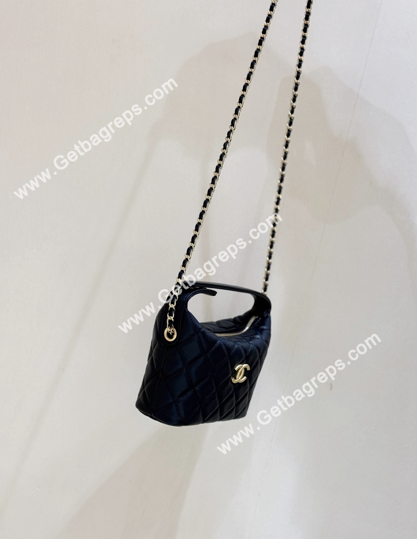 Chanel AP4484 Hobo Bag Black in Grained Leather