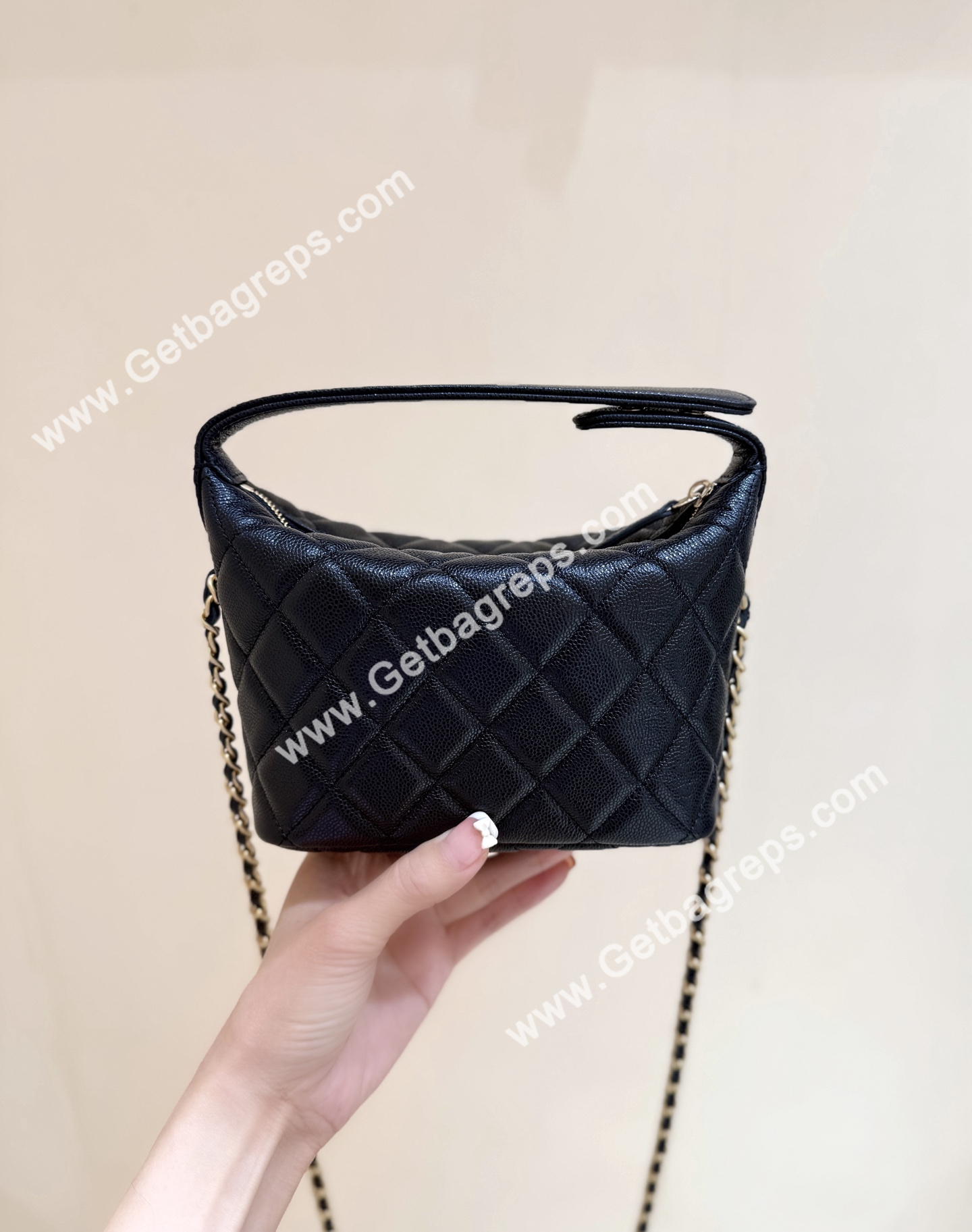 Chanel AP4484 Hobo Bag Black in Grained Leather