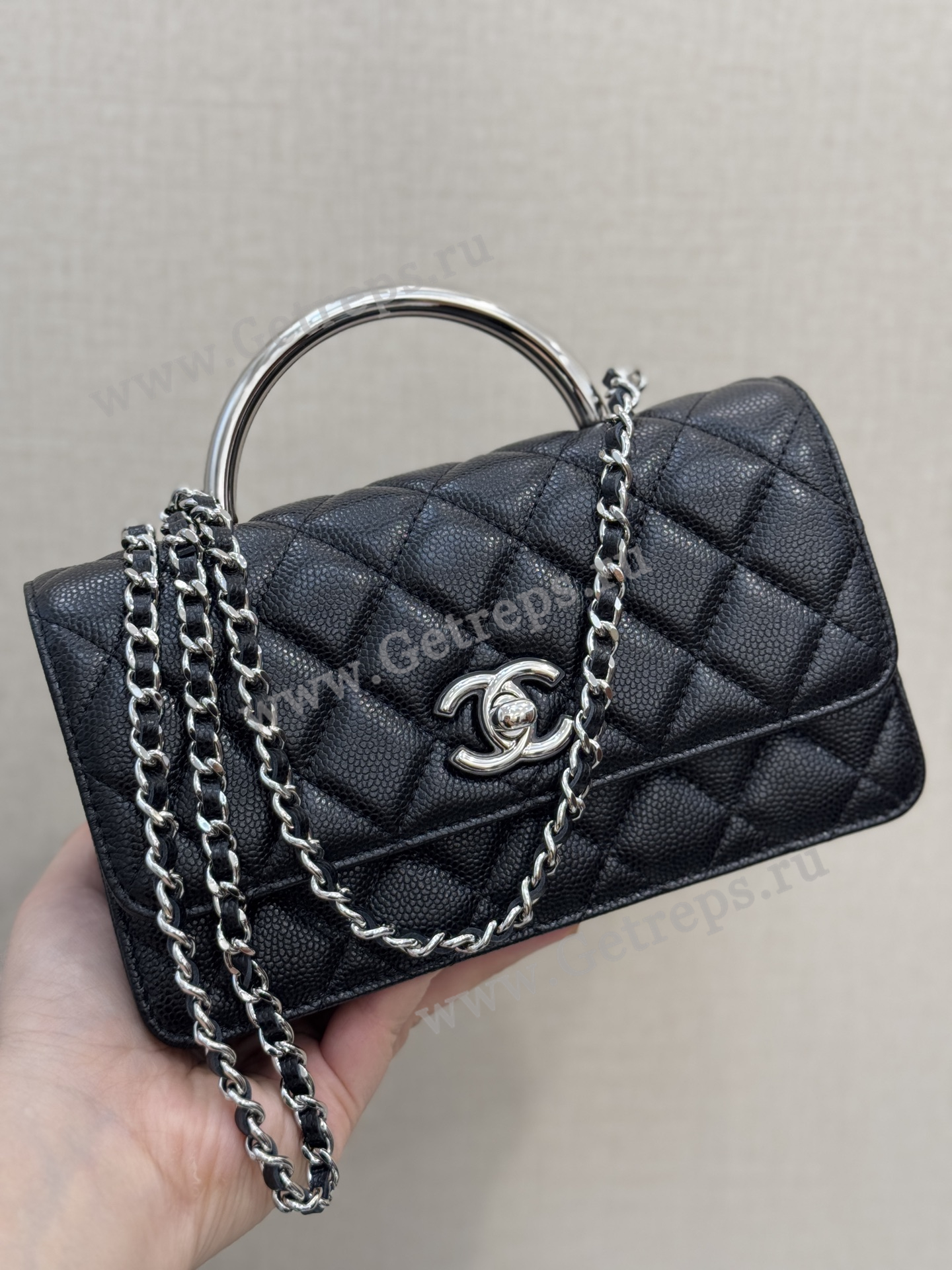 Chanel AP4498 Clutch with Chain Shiny Grained Calfskin and Silver-Tone Metal