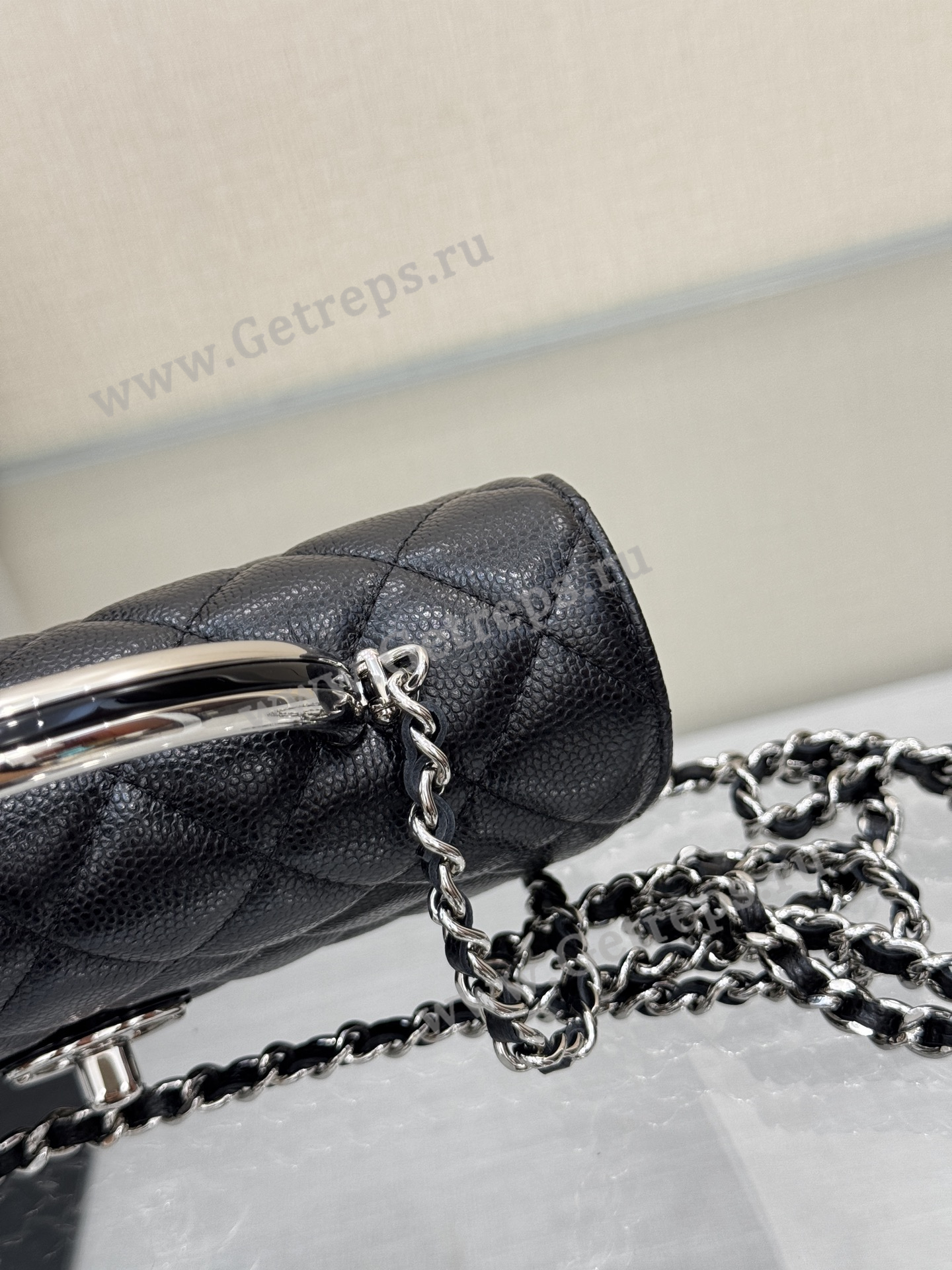 Chanel AP4498 Clutch with Chain Shiny Grained Calfskin and Silver-Tone Metal