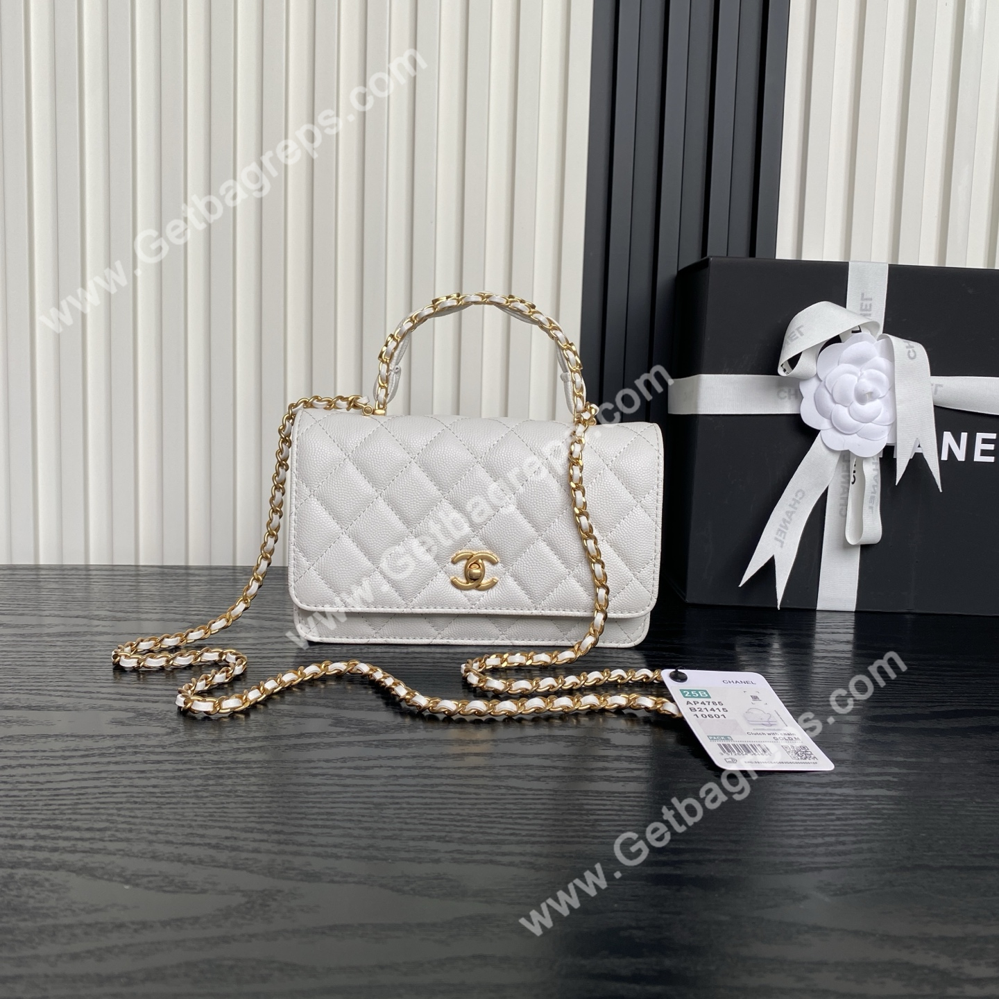 Chanel AP4785 Wallet on Chain Shiny Grained Calfskin White