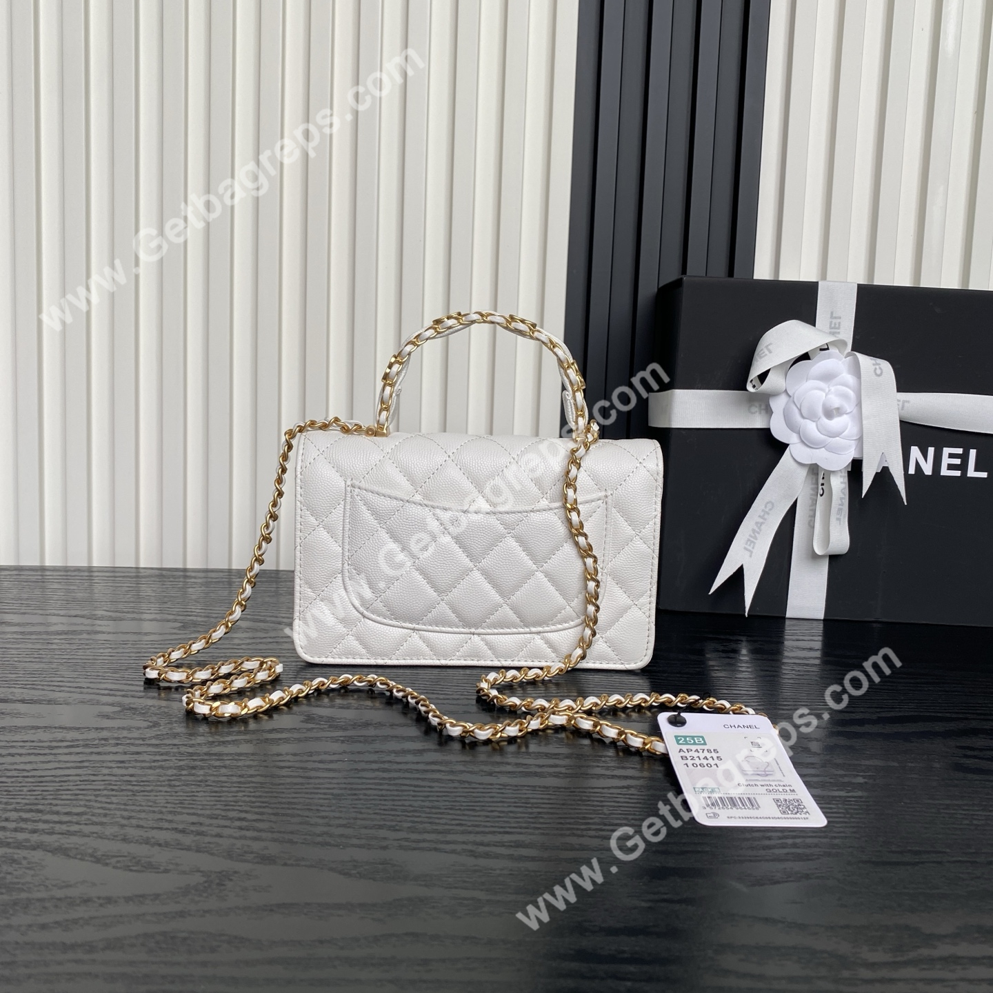 Chanel AP4785 Wallet on Chain Shiny Grained Calfskin White