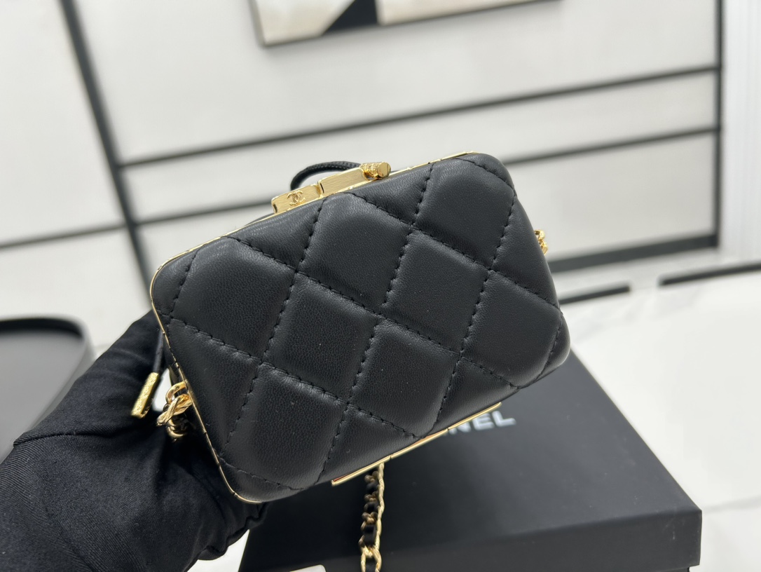 Chanel AS2750 Bucket Bag Black Leather