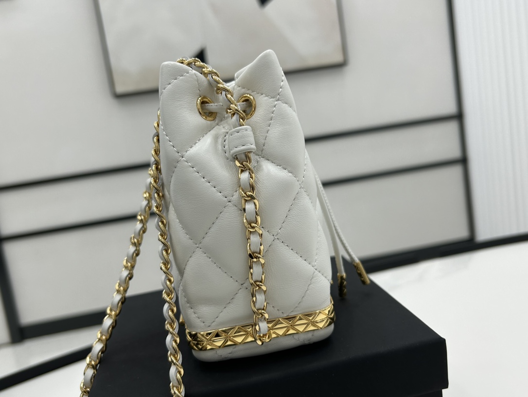 Chanel AS2750 Bucket Bag White Leather