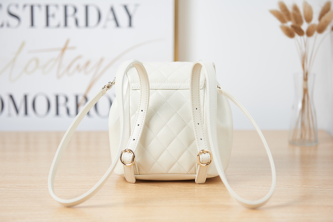 Chanel AS2908 Matelasse Chain Backpack White