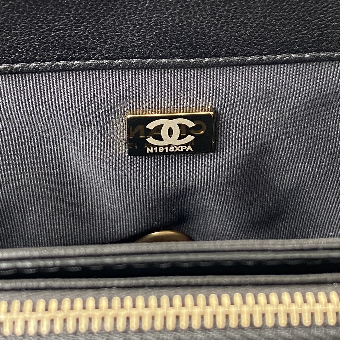 Chanel AS3393 Adjustable Gold Lock Gold Chain Black 22cm Flap Bag