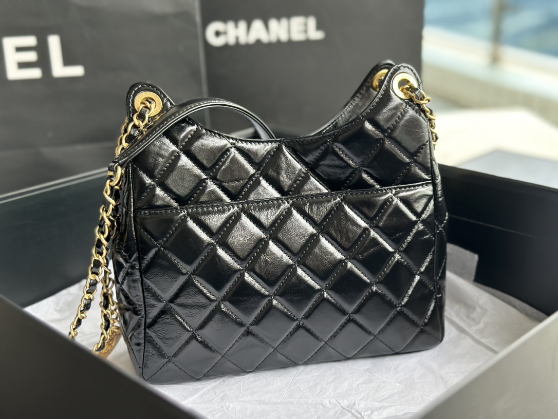 Chanel AS3690 Large HoBo Bag Shiny Crumpled Calfskin Gold-Tone Metal Black