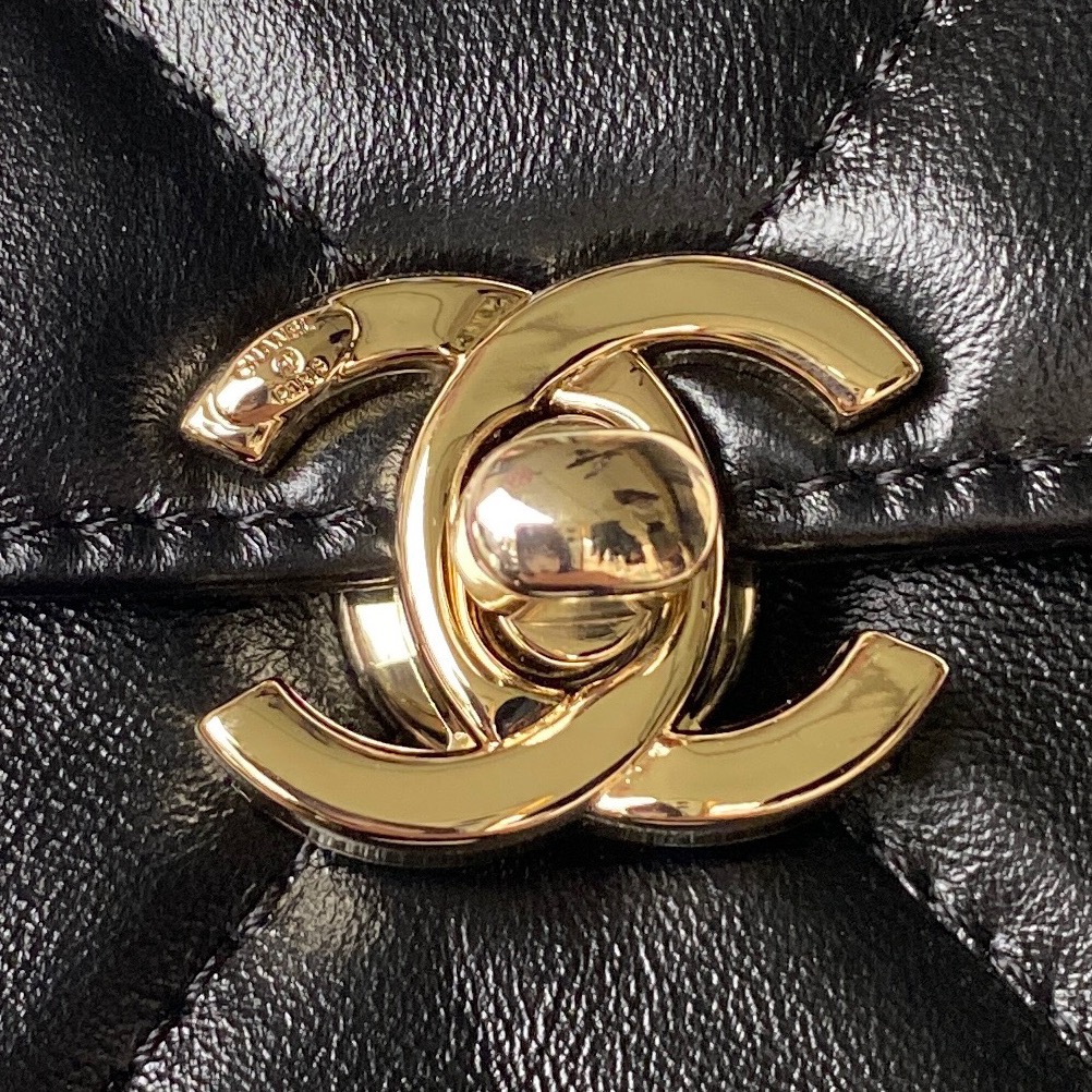 Chanel AS4470 Chanel Large Box Bag in Shiny Calfskin Black