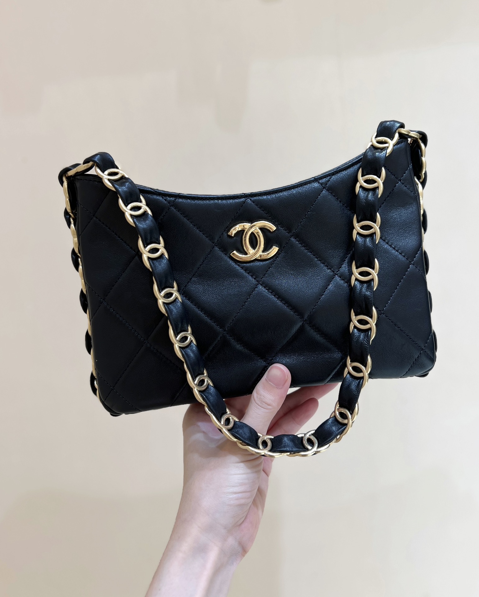 Chanel AS5177 Hobo Bag Lambskin Gold-Tone Metal Black