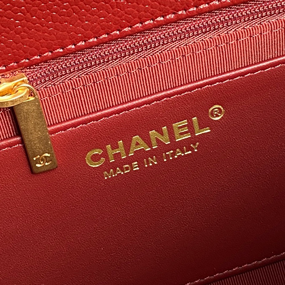 Chanel AS5180 Small Flap Bag Grained Shiny Calfskin Gold-Tone Metal Red