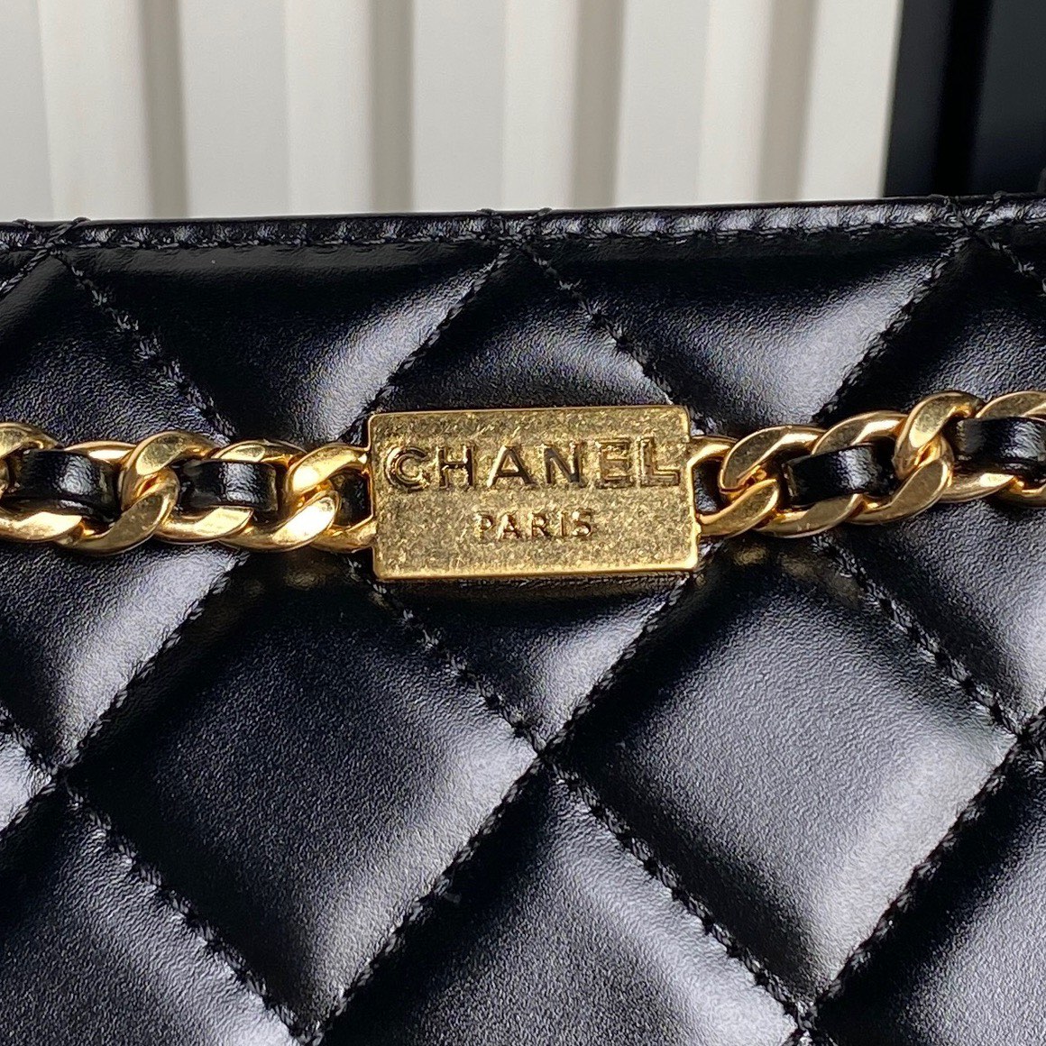 Chanel AS5203 Clutch Shiny Lambskin Gold-Tone Metal Black