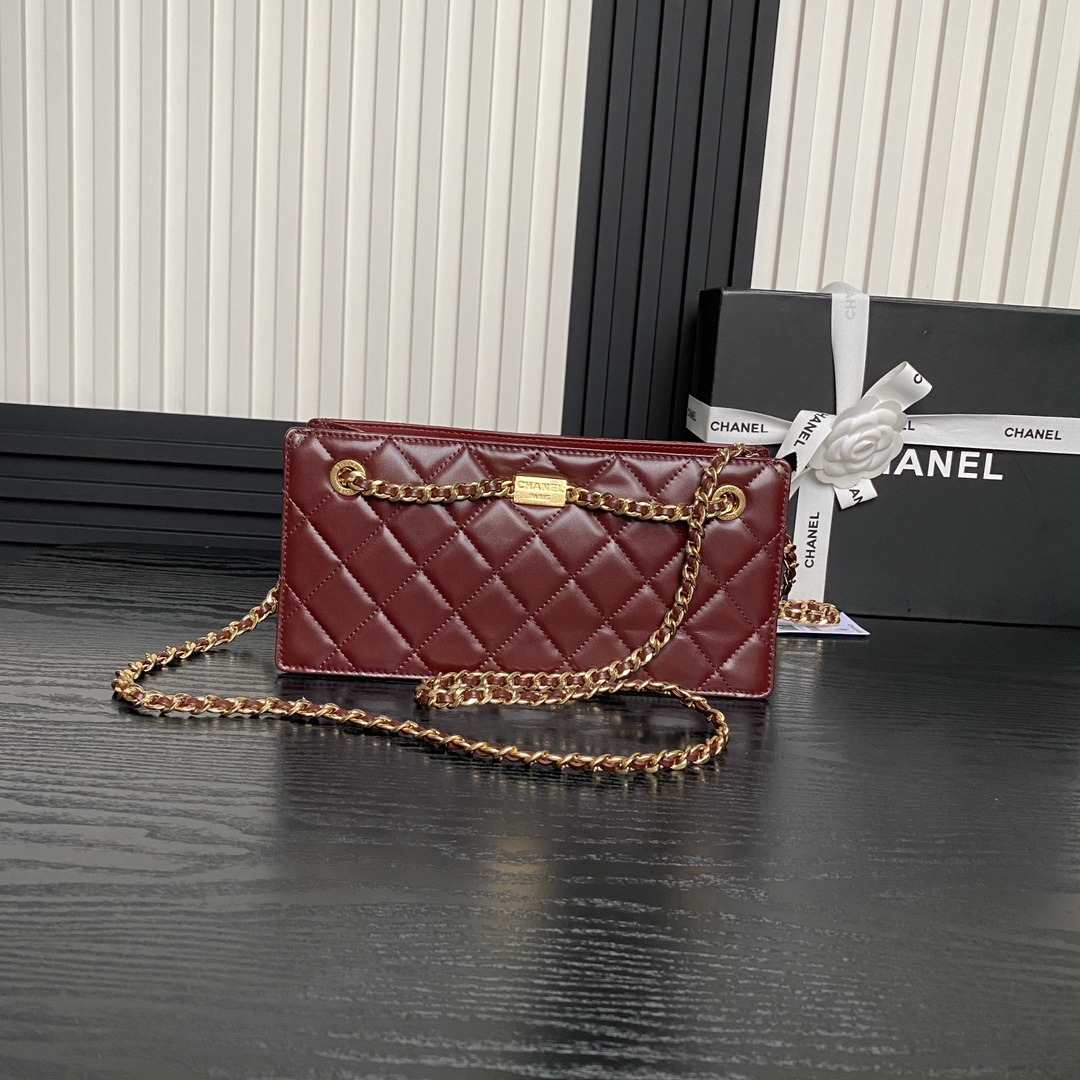 Chanel AS5203 Clutch Shiny Lambskin Gold-Tone Metal Red