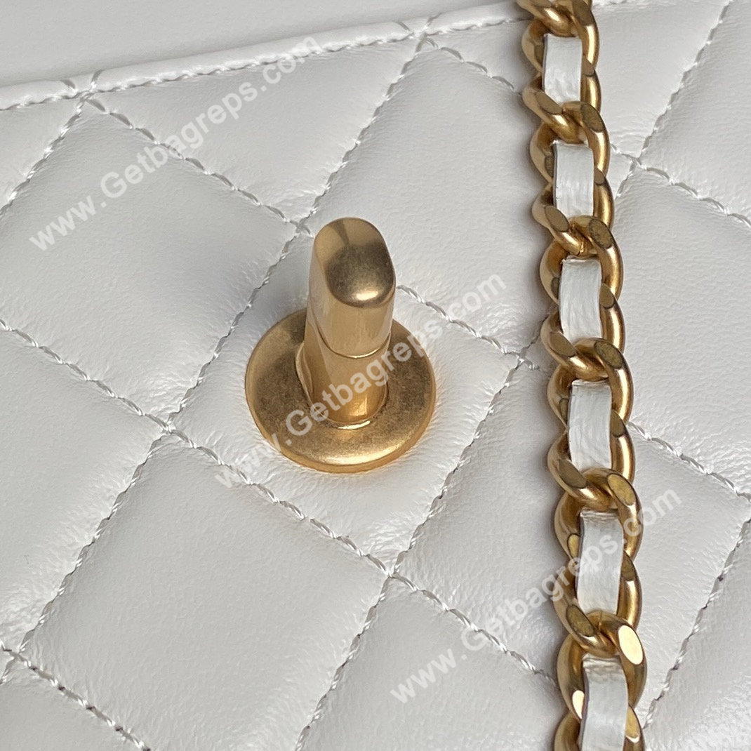 Chanel Ap3938 Wallet on chain Shiny Lambskin Gold-Tone Metal White