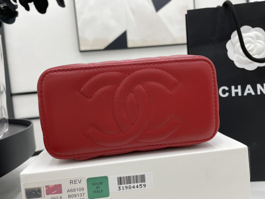 Chanel Box Bag With Heart Chain Red Leather A68109