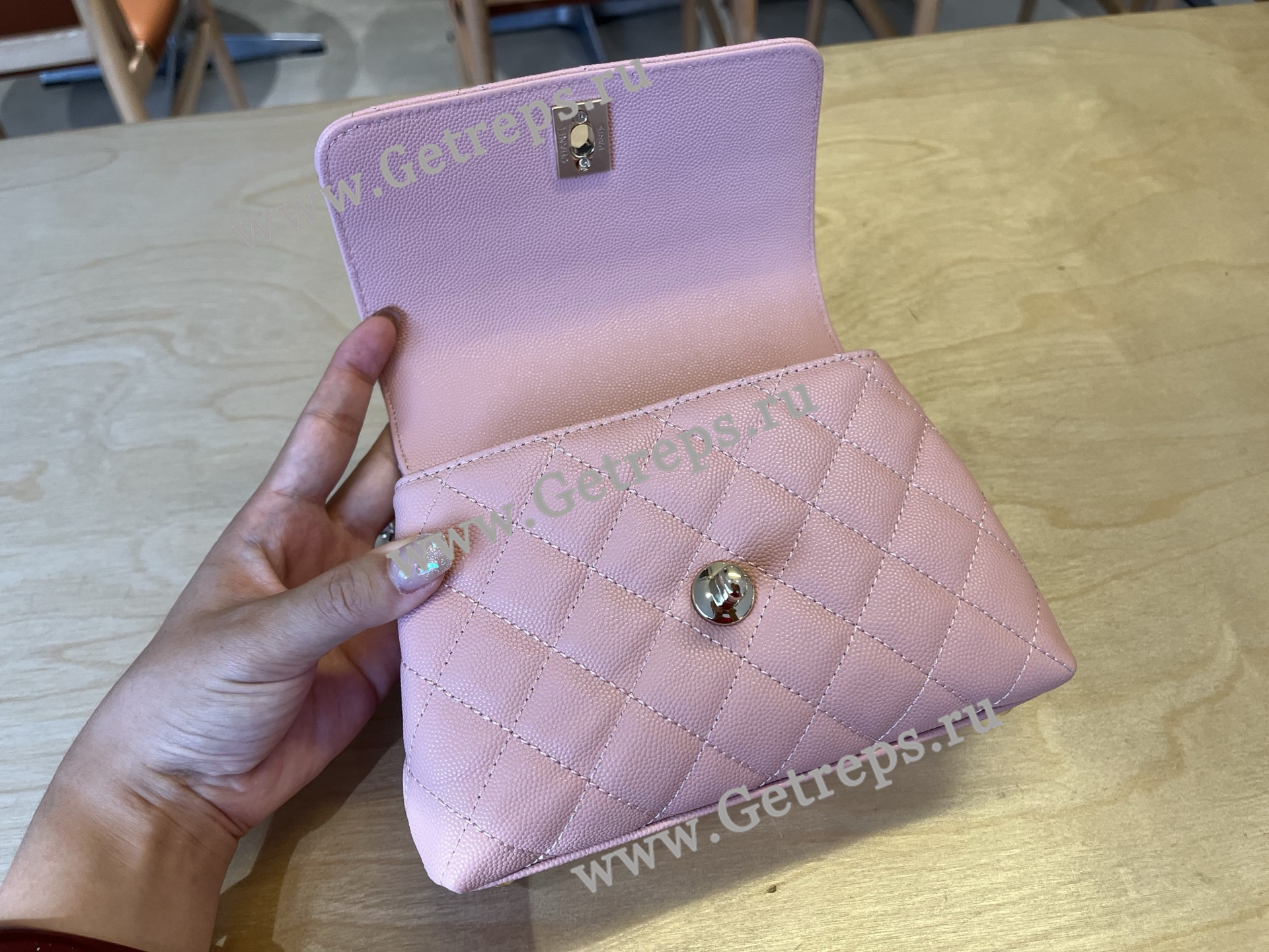 Chanel COCO Top Handle Handbag Cherry Grained Calfskin 19cm