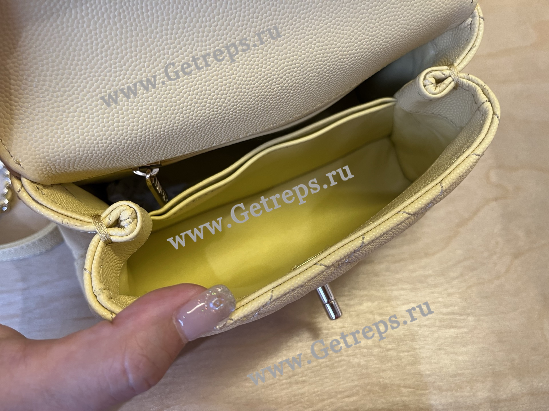 Chanel COCO Top Handle Handbag Light Yellow Grained Calfskin 19cm