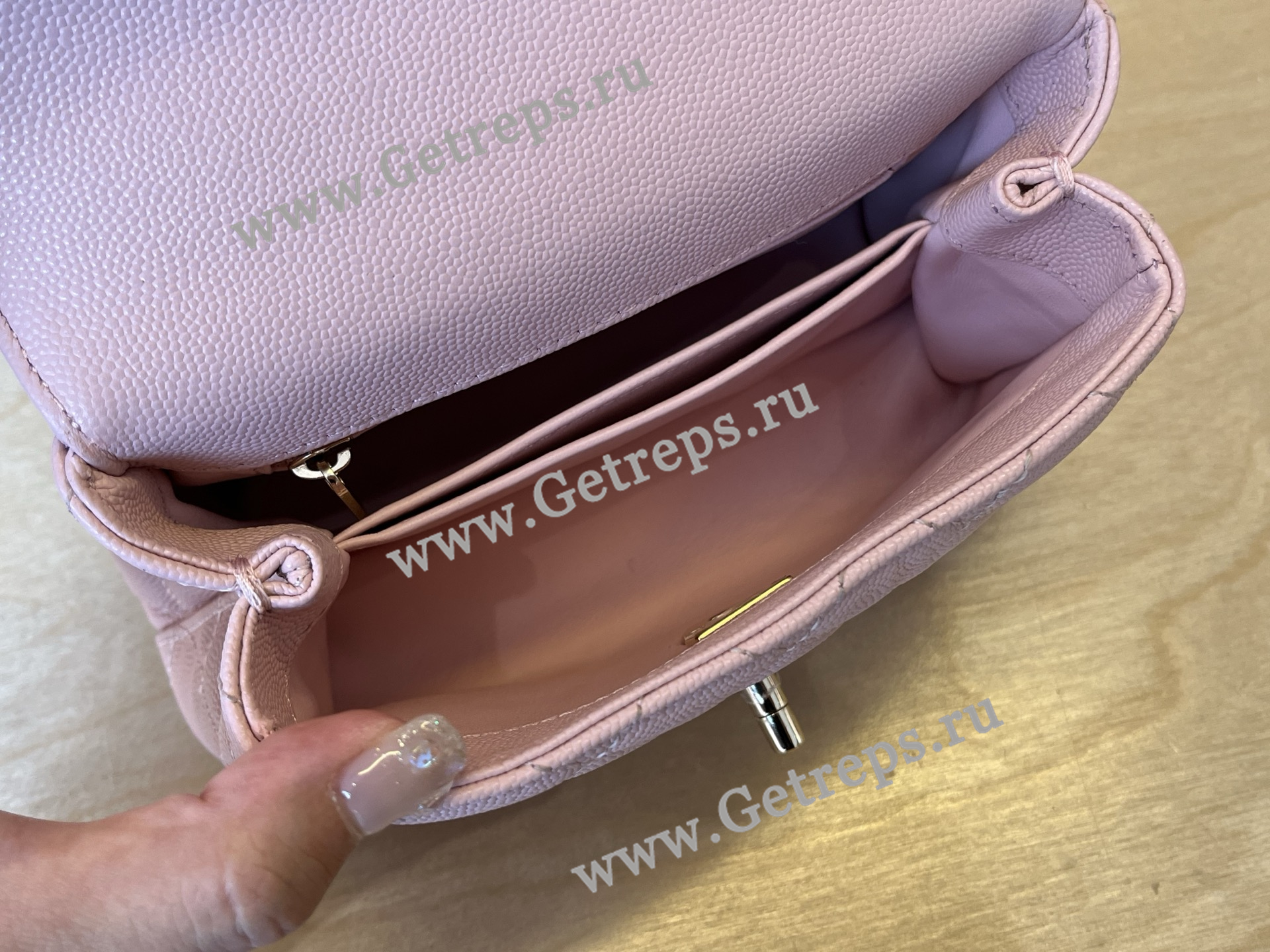 Chanel COCO Top Handle Handbag Pink Grained Calfskin 19cm