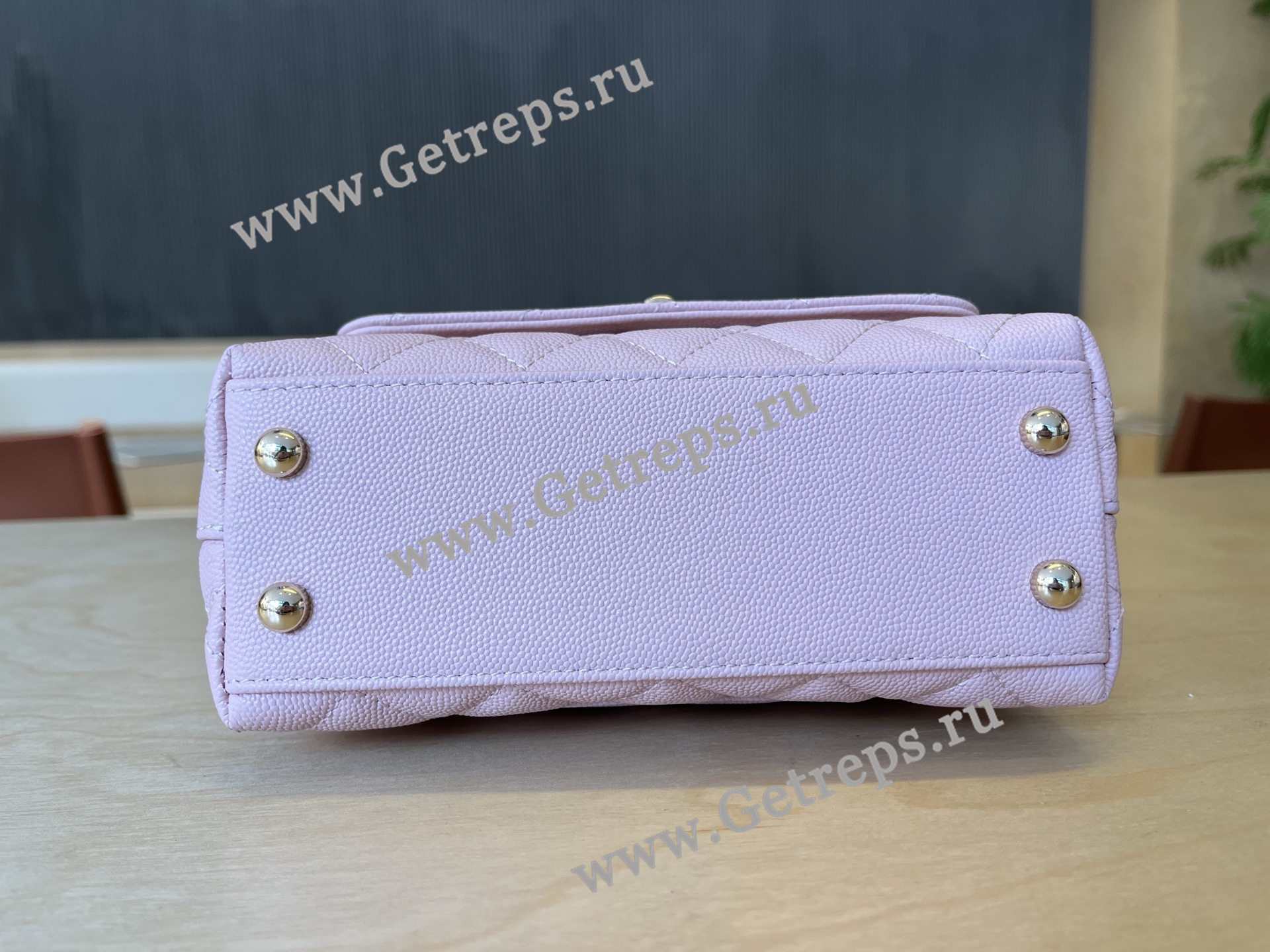 Chanel COCO Top Handle Handbag Pink Grained Calfskin 19cm