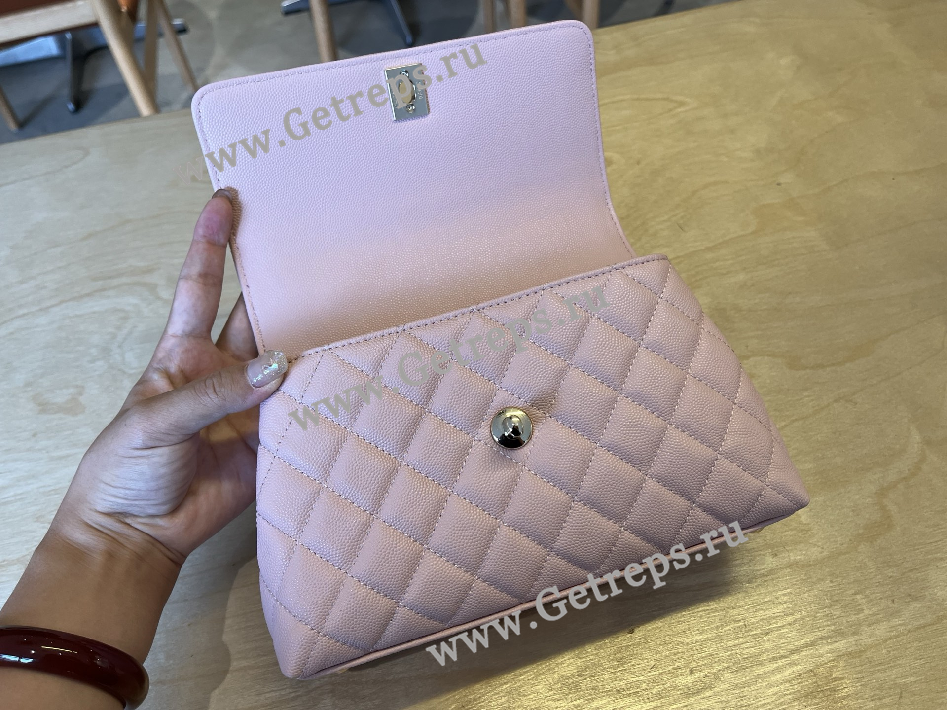 Chanel COCO Top Handle Handbag Pink Grained Calfskin 23cm