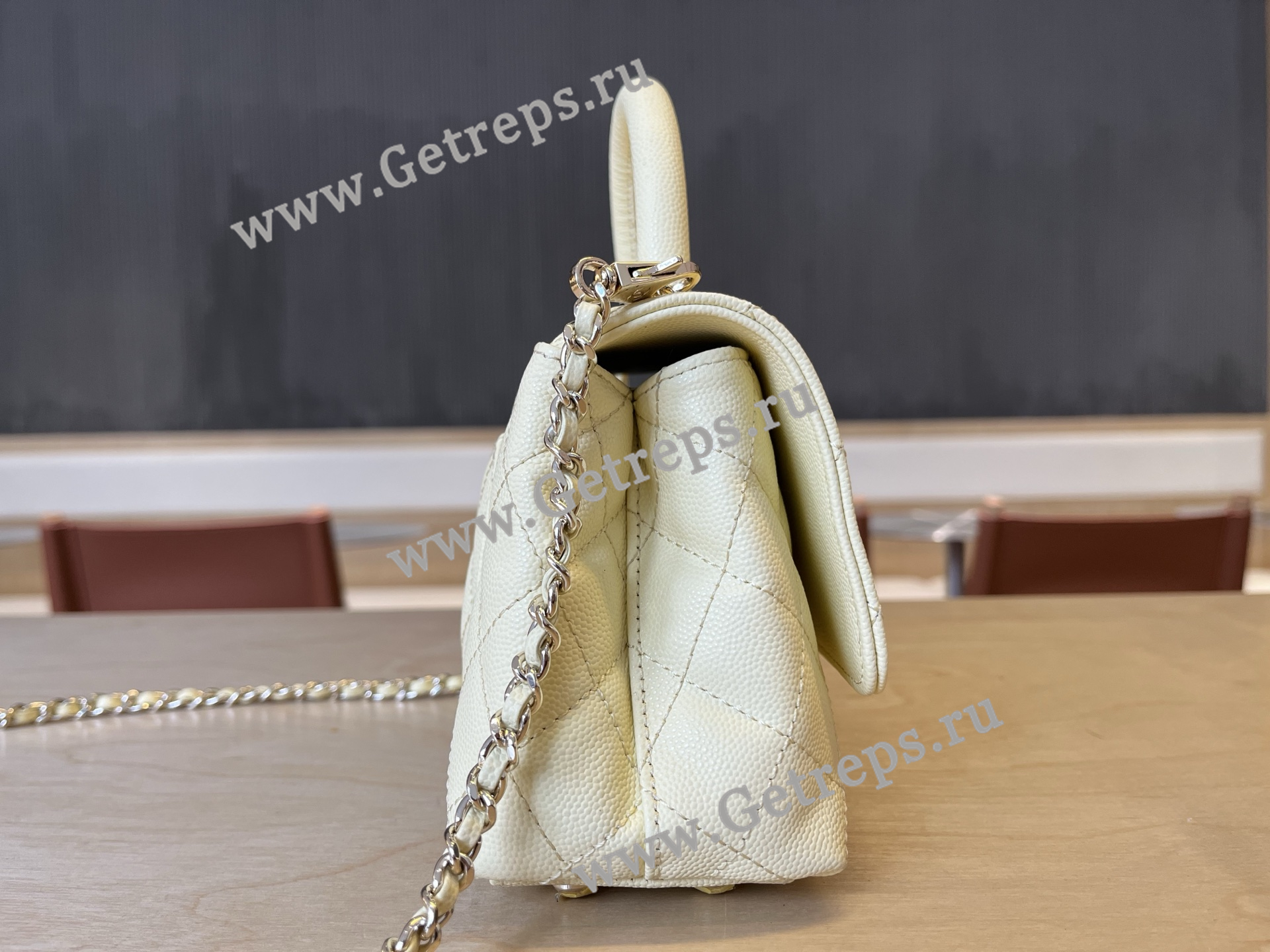 Chanel COCO Top Handle Handbag White Grained Calfskin 19cm