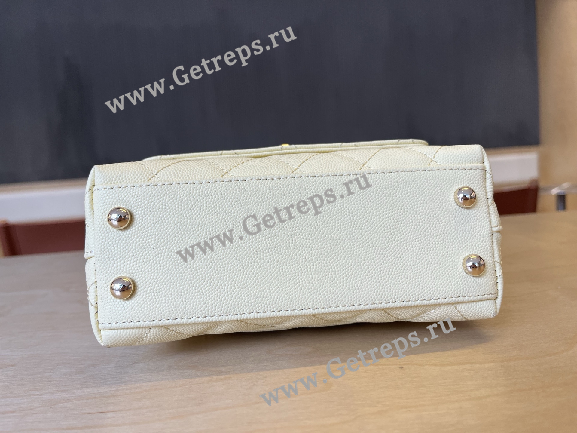 Chanel COCO Top Handle Handbag White Grained Calfskin 19cm