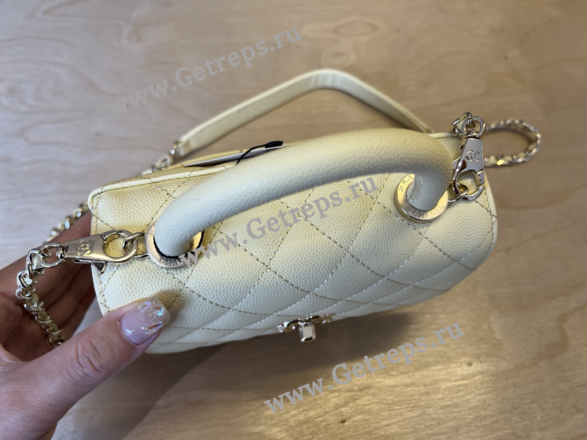 Chanel COCO Top Handle Handbag White Grained Calfskin 19cm