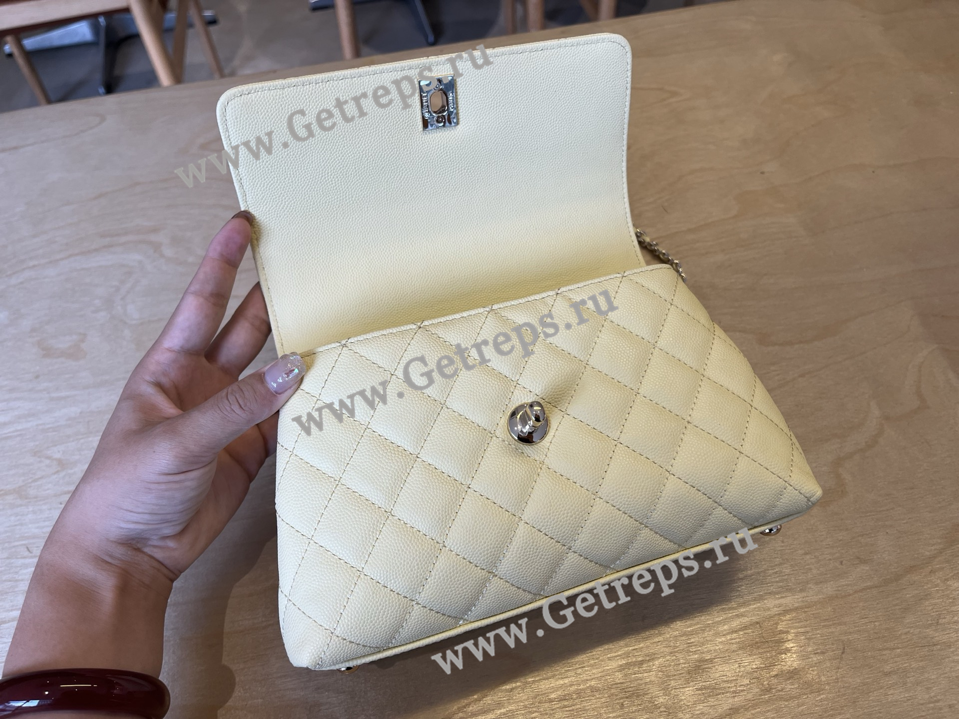 Chanel COCO Top Handle Handbag White Grained Calfskin 23cm