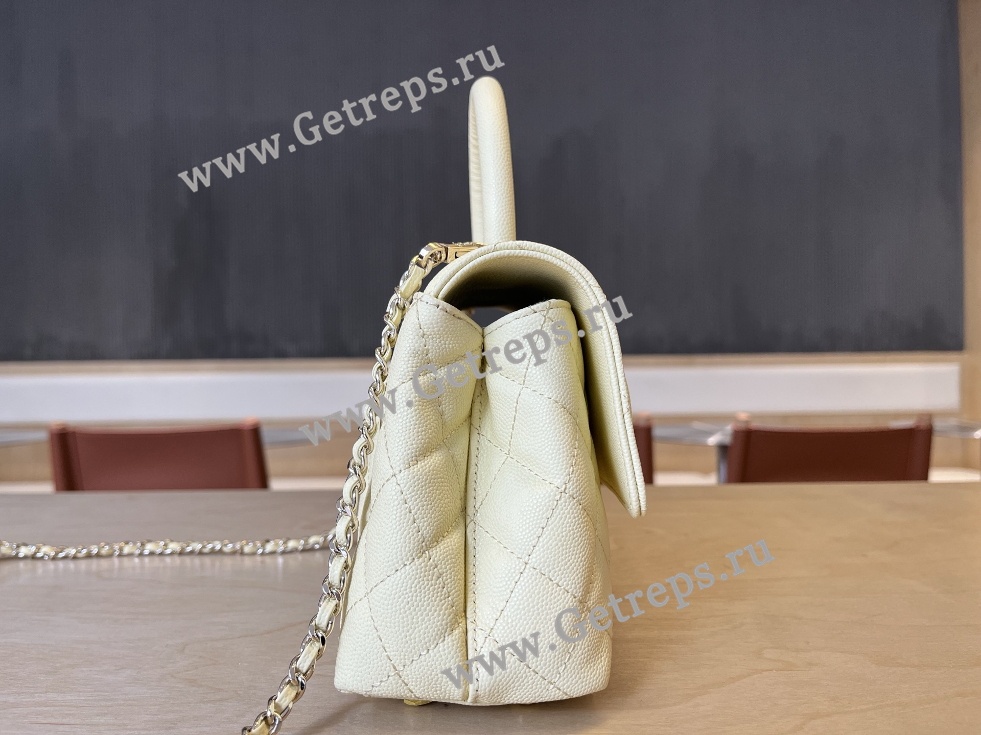 Chanel COCO Top Handle Handbag White Grained Calfskin 23cm